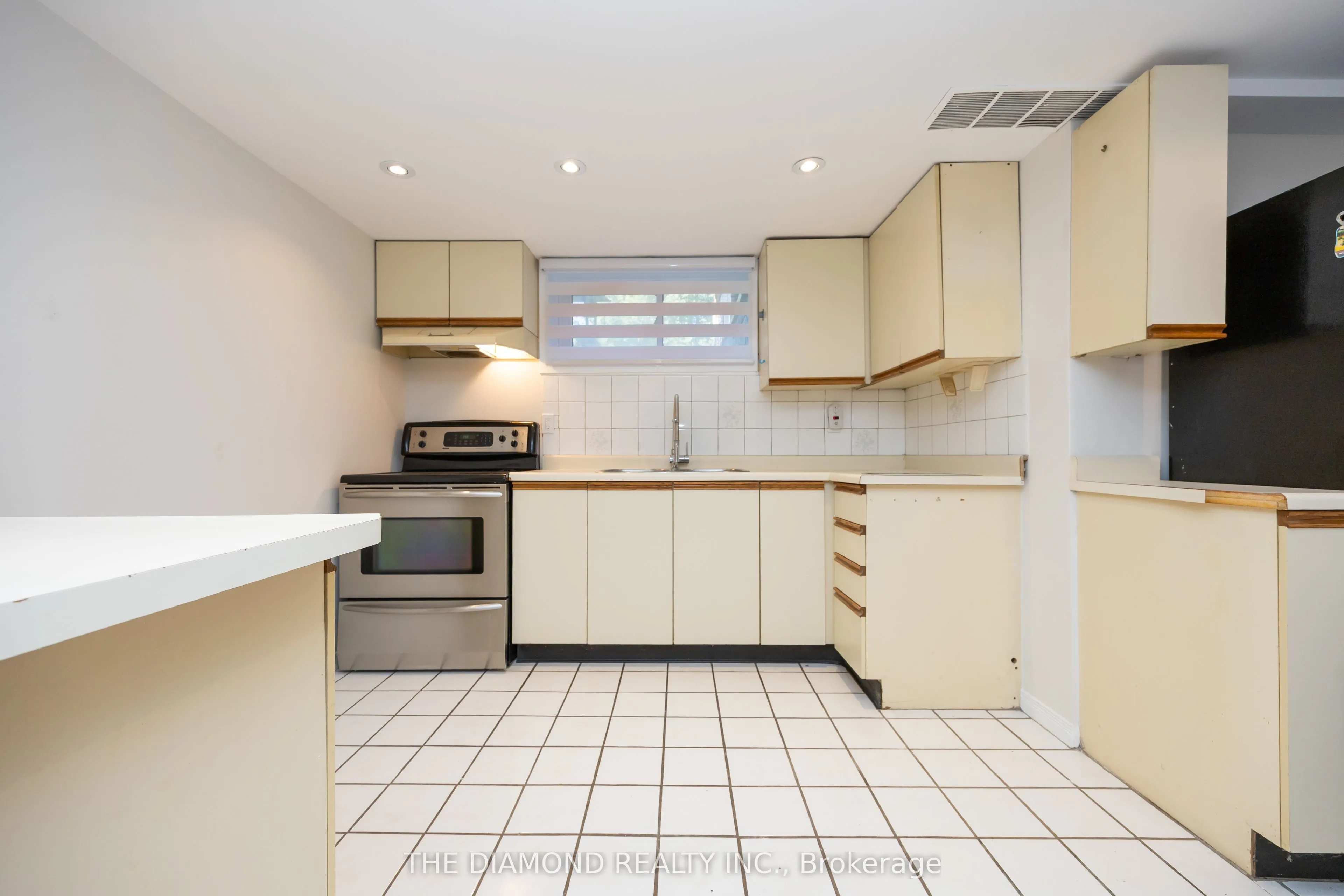 14 Foxwood Grove, #Bsmt
