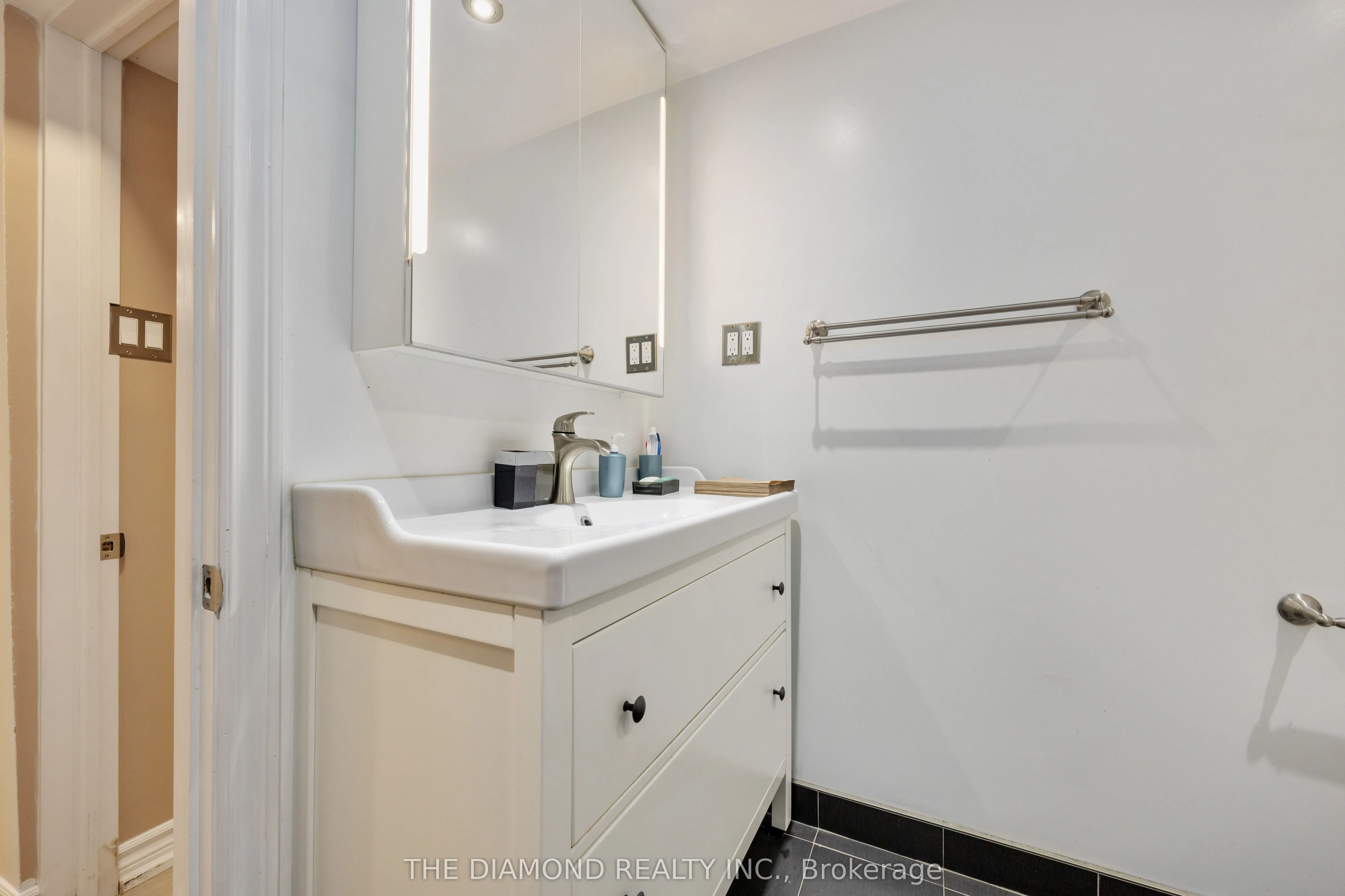 14 Foxwood Grove, #Bsmt