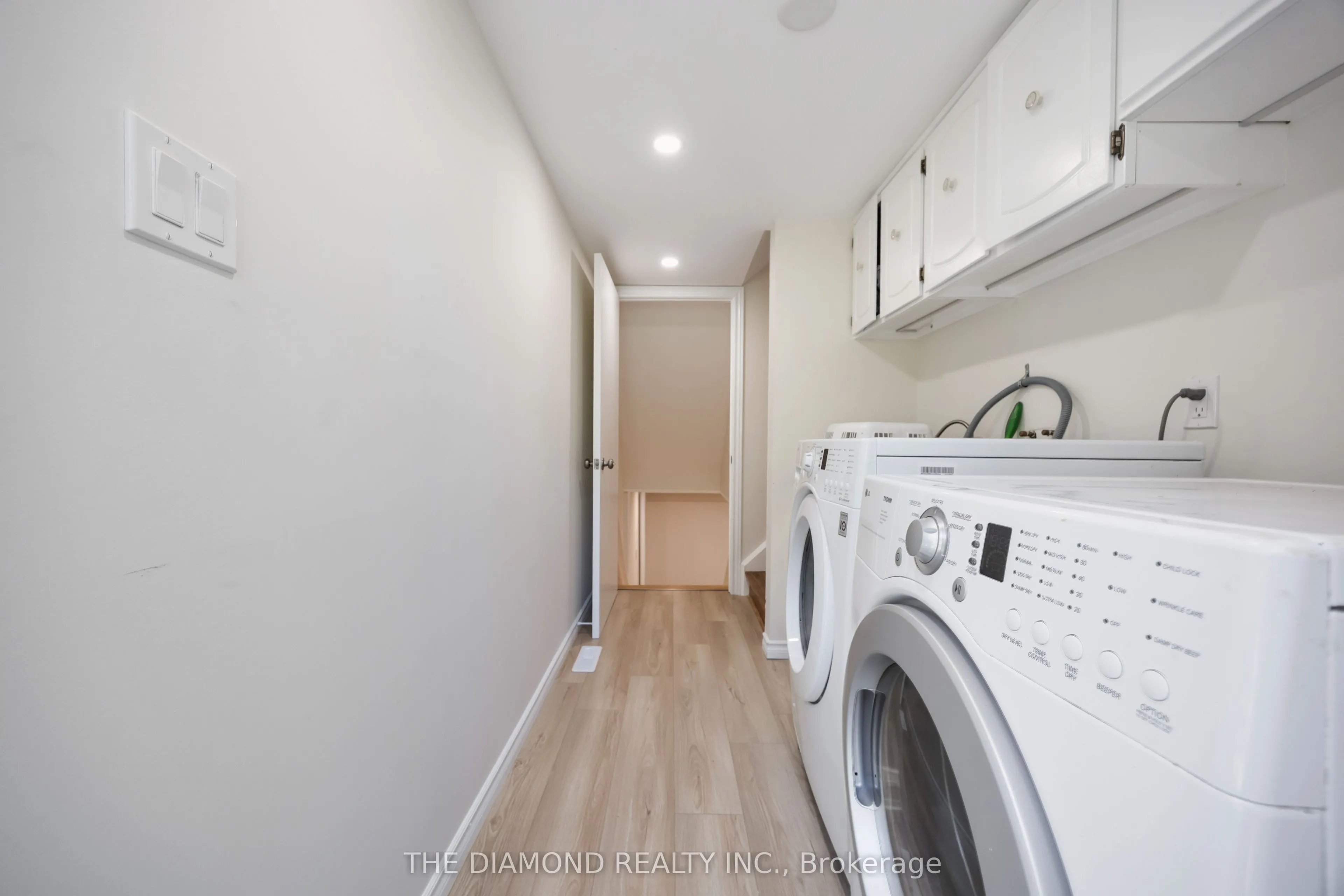 14 Foxwood Grove, #Bsmt