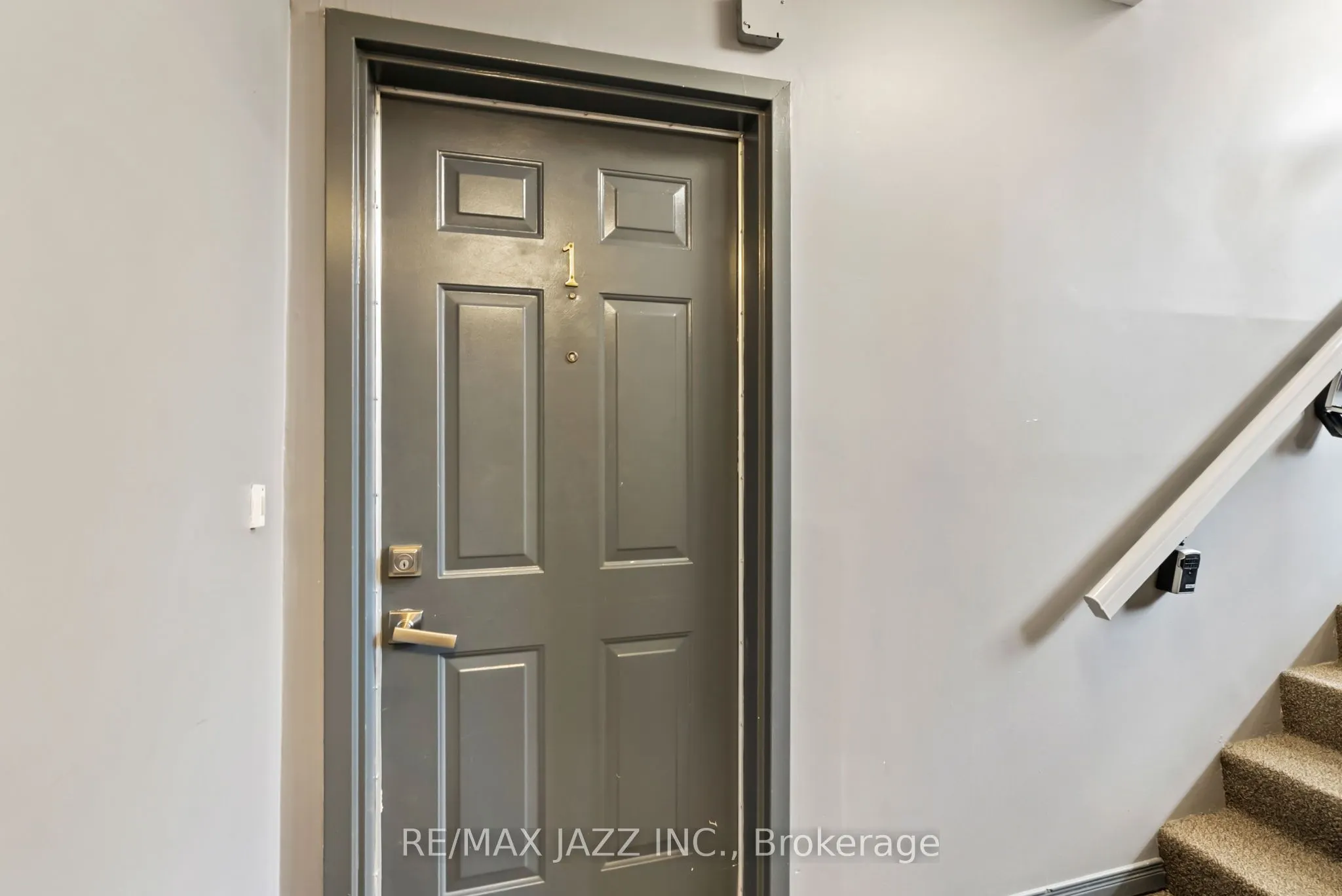 51 PETRA Way, #1
