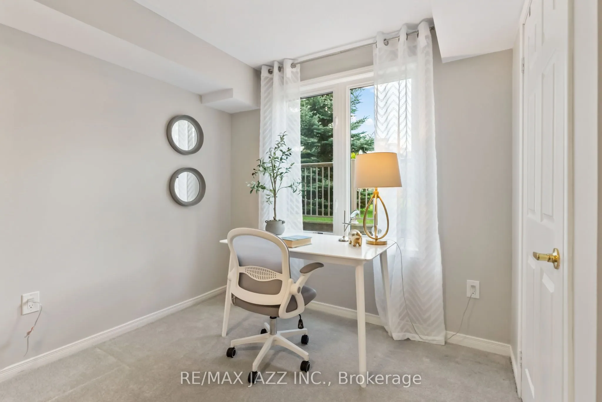 51 PETRA Way, #1