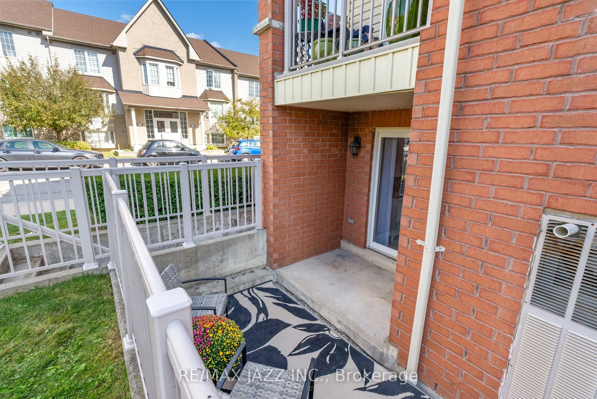 51 PETRA Way, #1