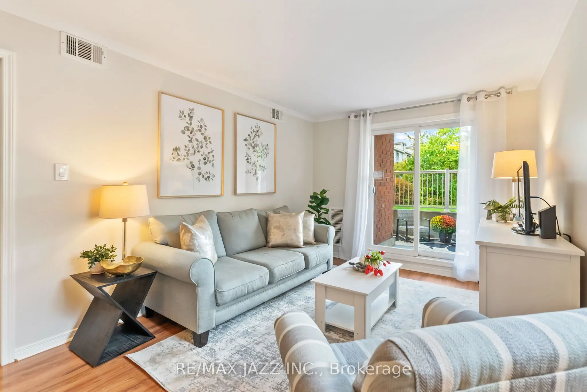 51 PETRA Way, #1