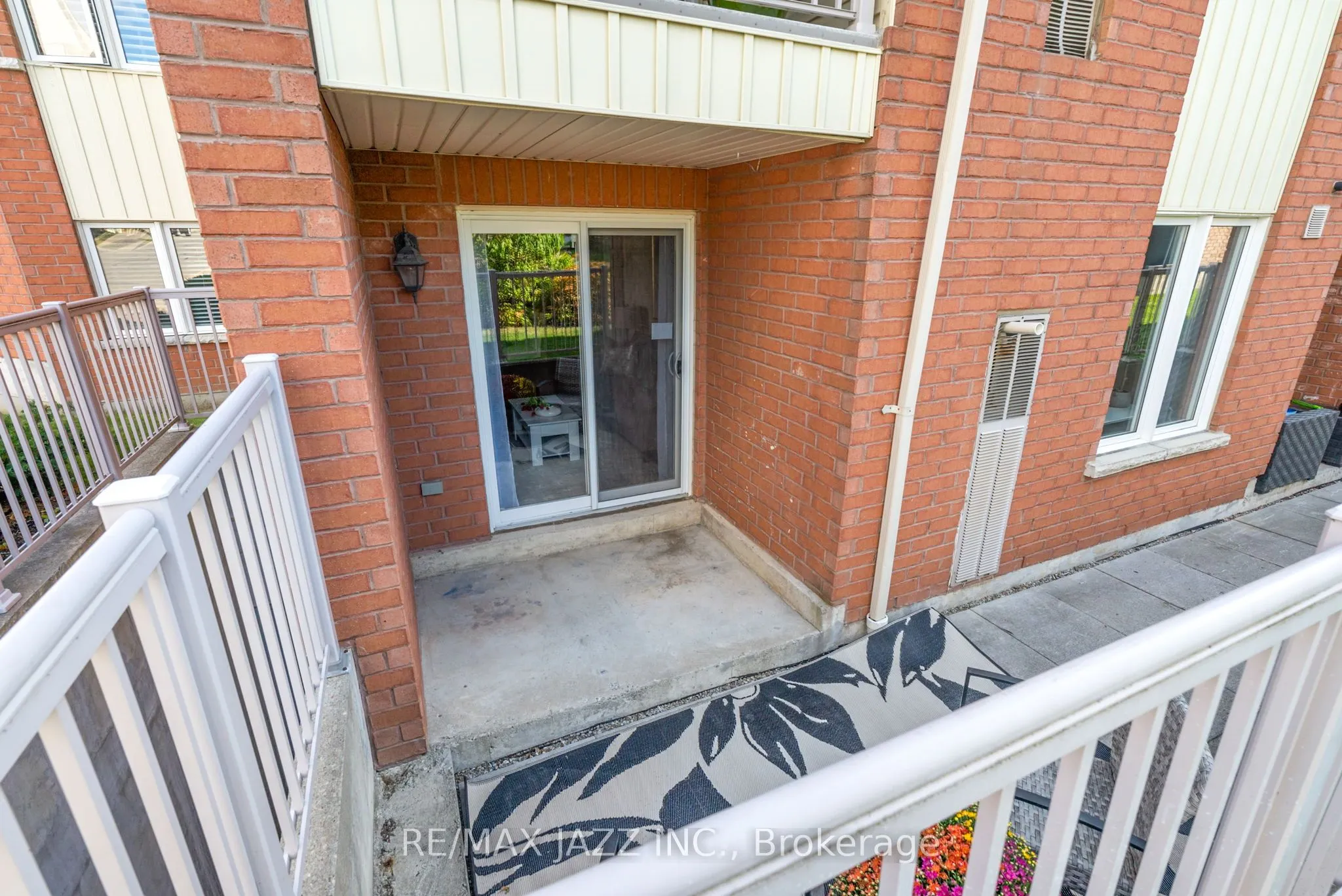 51 PETRA Way, #1