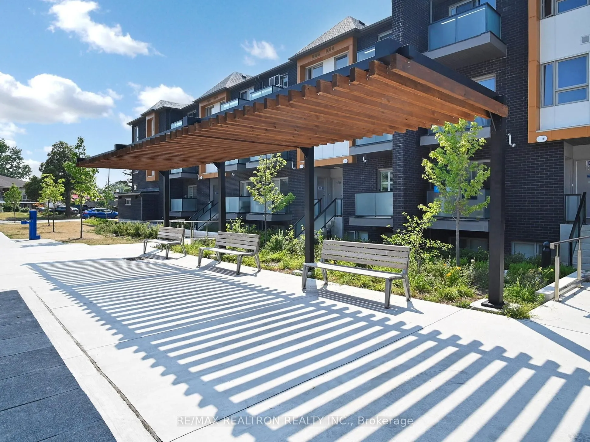 2791 Eglinton Avenue E, #506