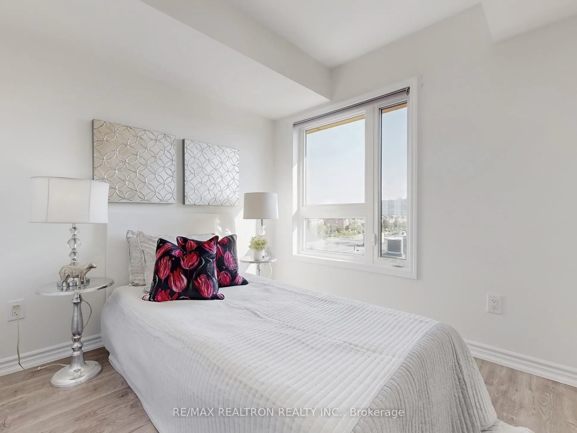2791 Eglinton Avenue E, #506
