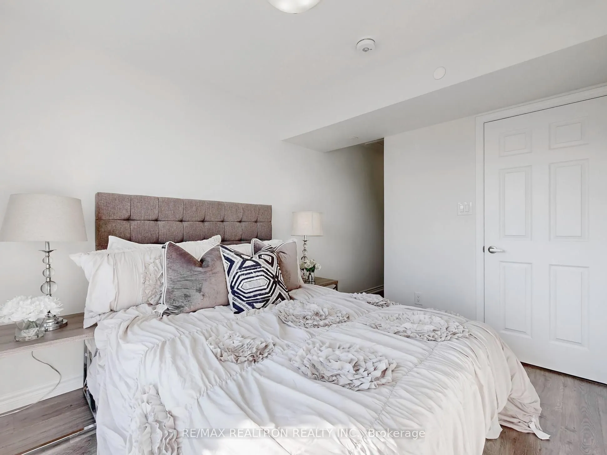 2791 Eglinton Avenue E, #506