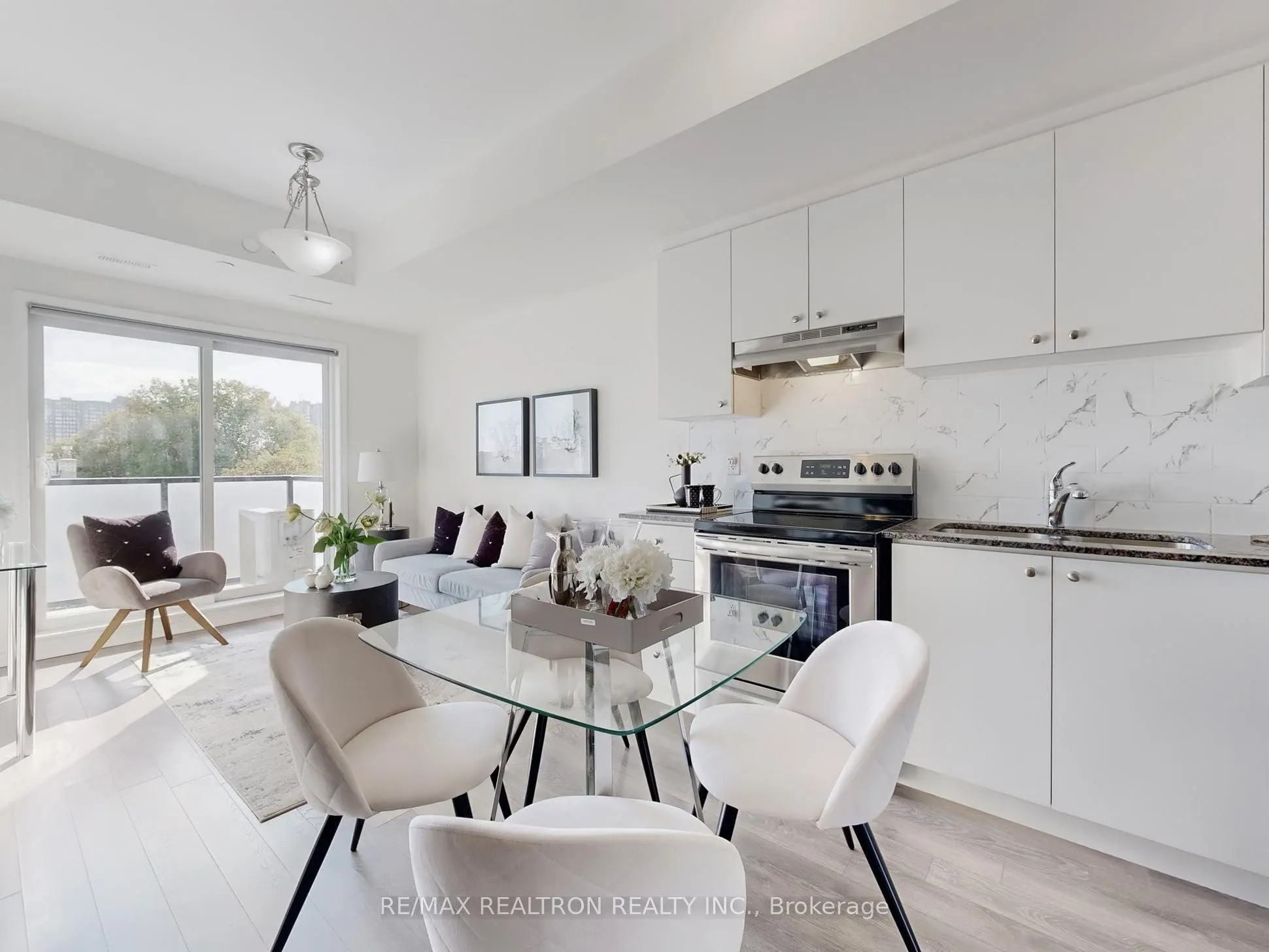 2791 Eglinton Avenue E, #506