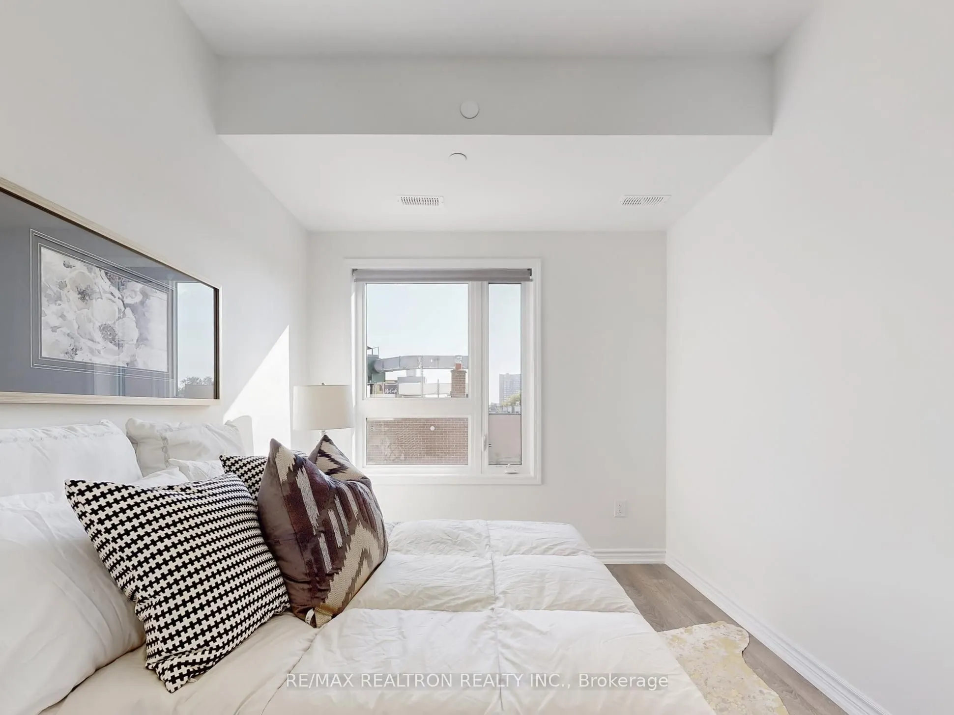 2791 Eglinton Avenue E, #506