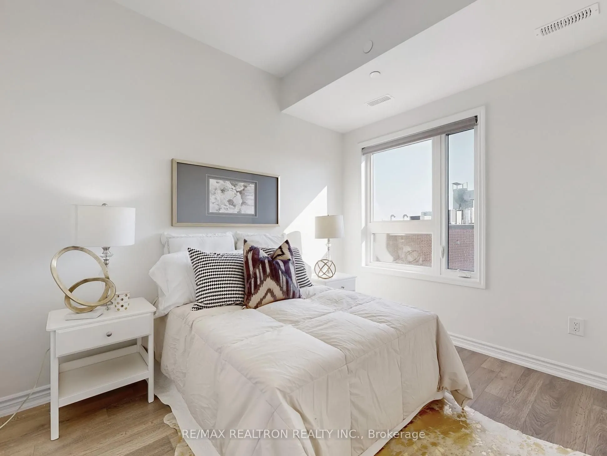 2791 Eglinton Avenue E, #506