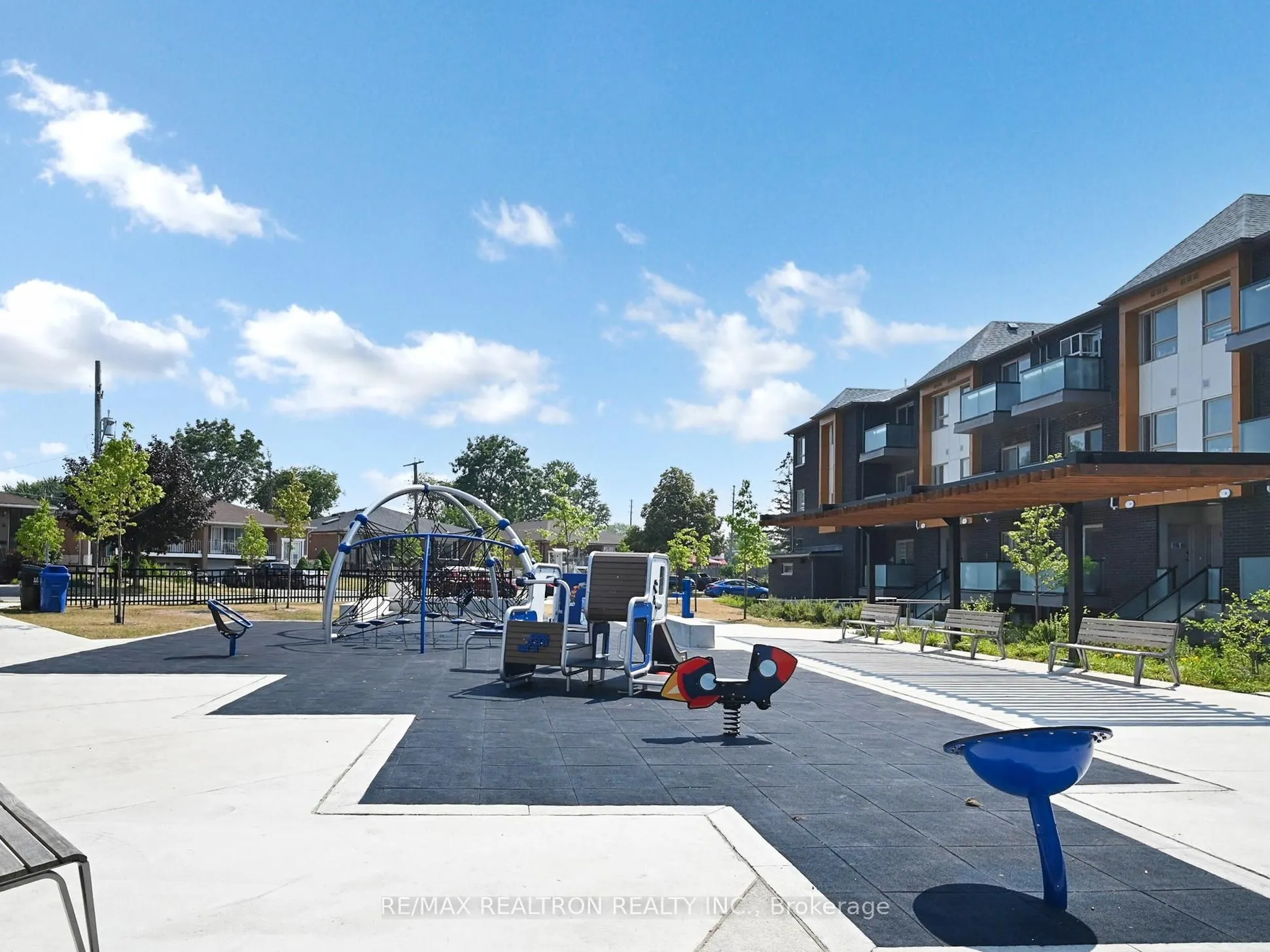 2791 Eglinton Avenue E, #506