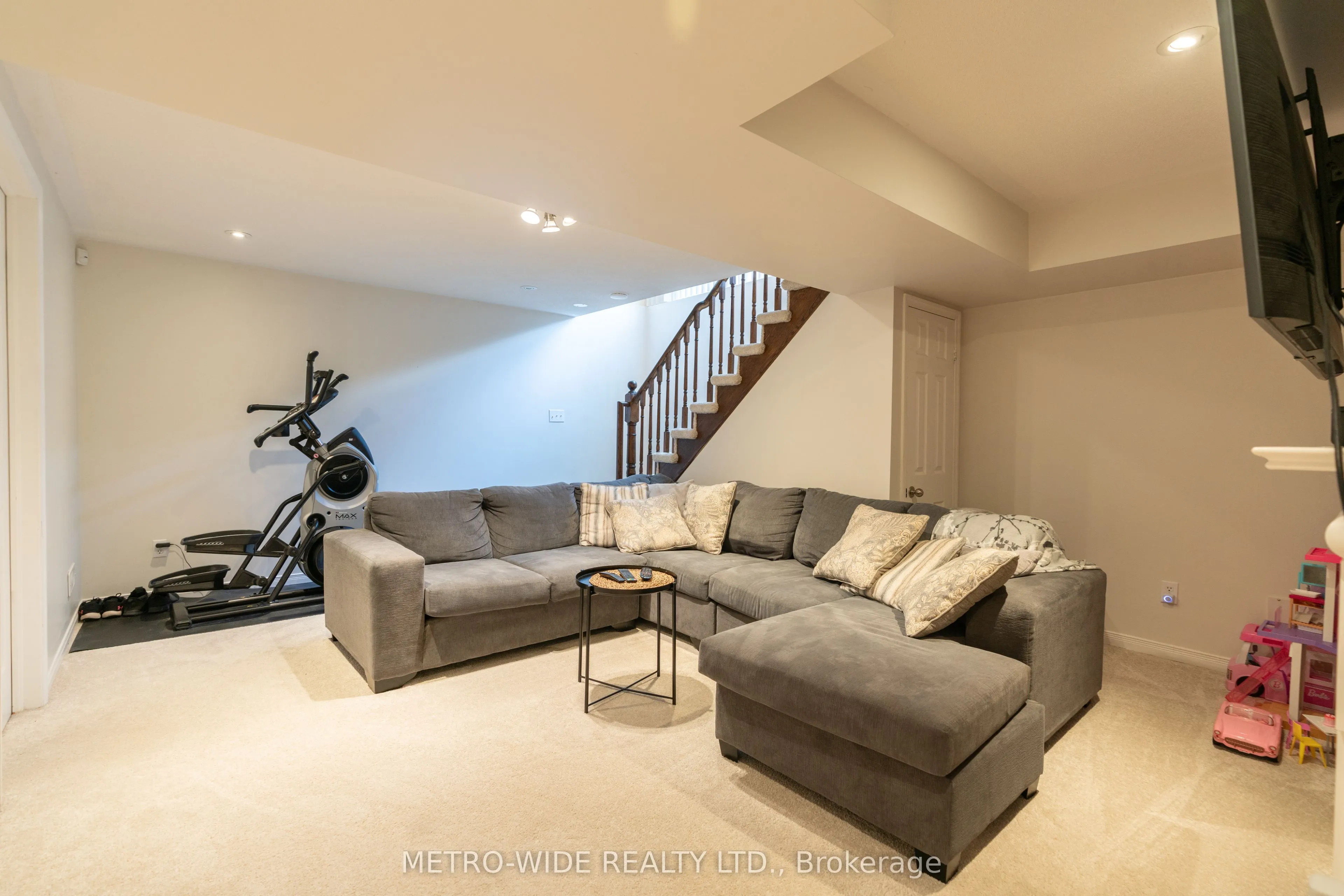 51 Silverwood Circle