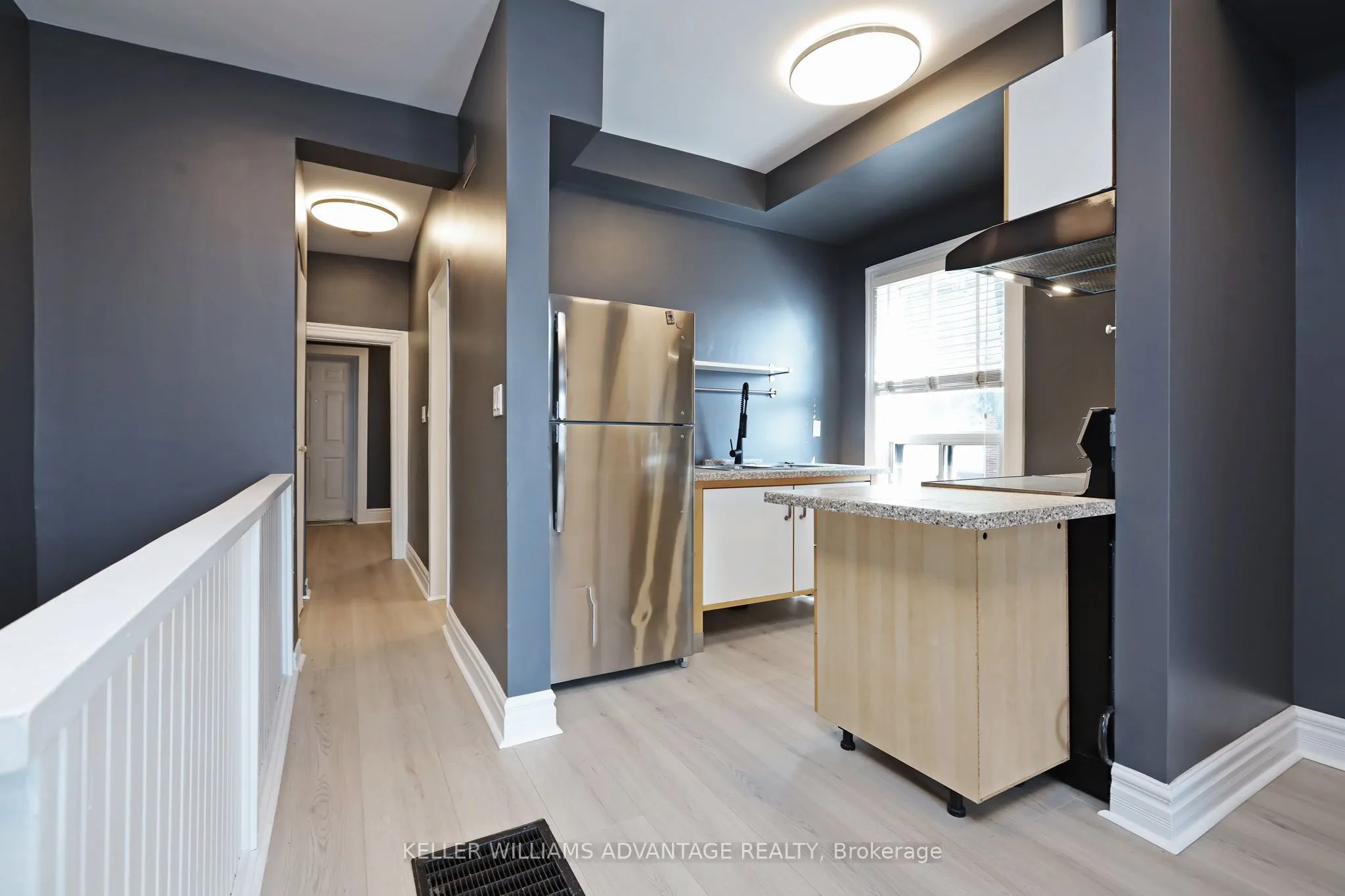 954 Queen Street E, #Upper