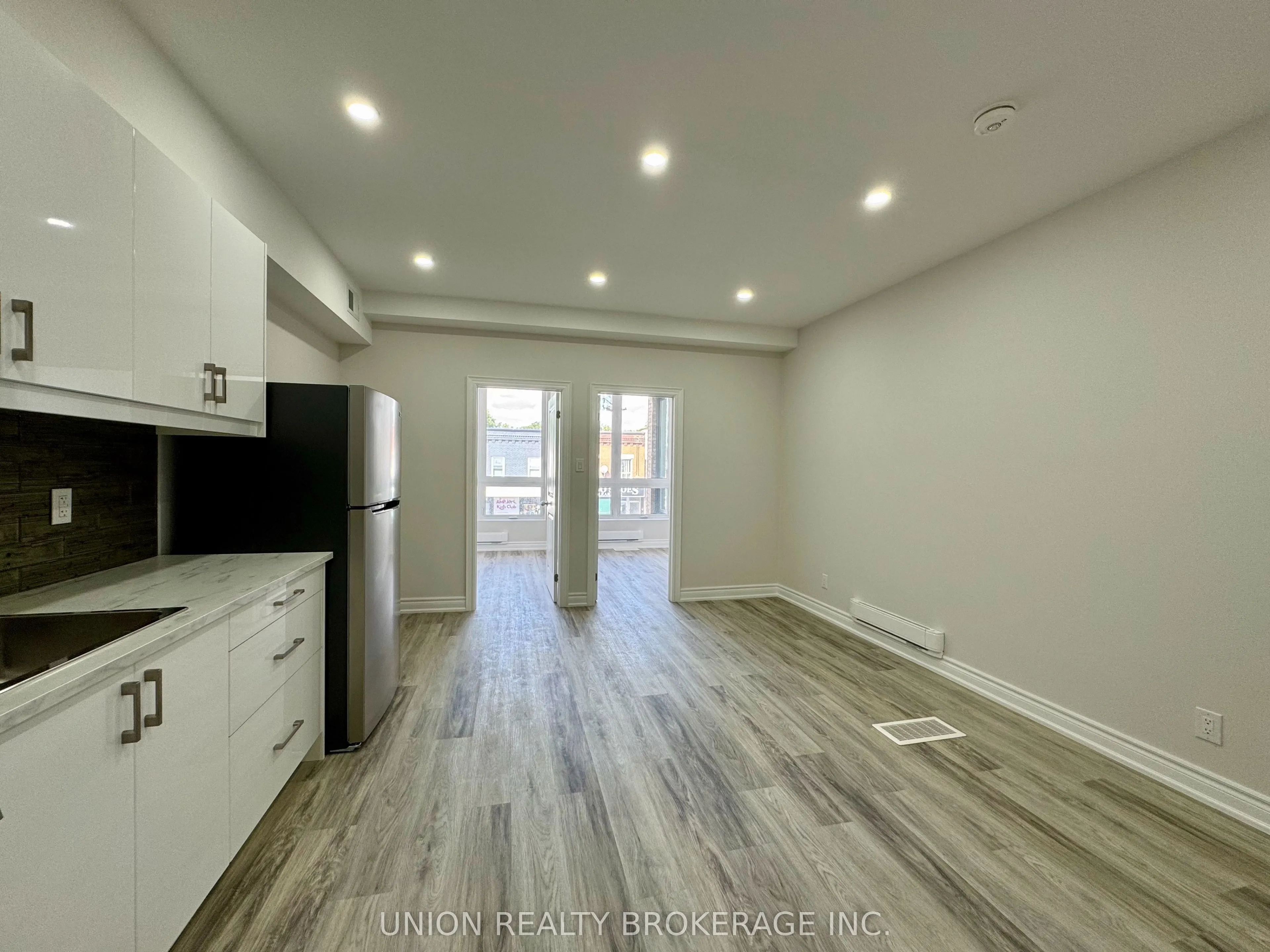 2007 Danforth Avenue