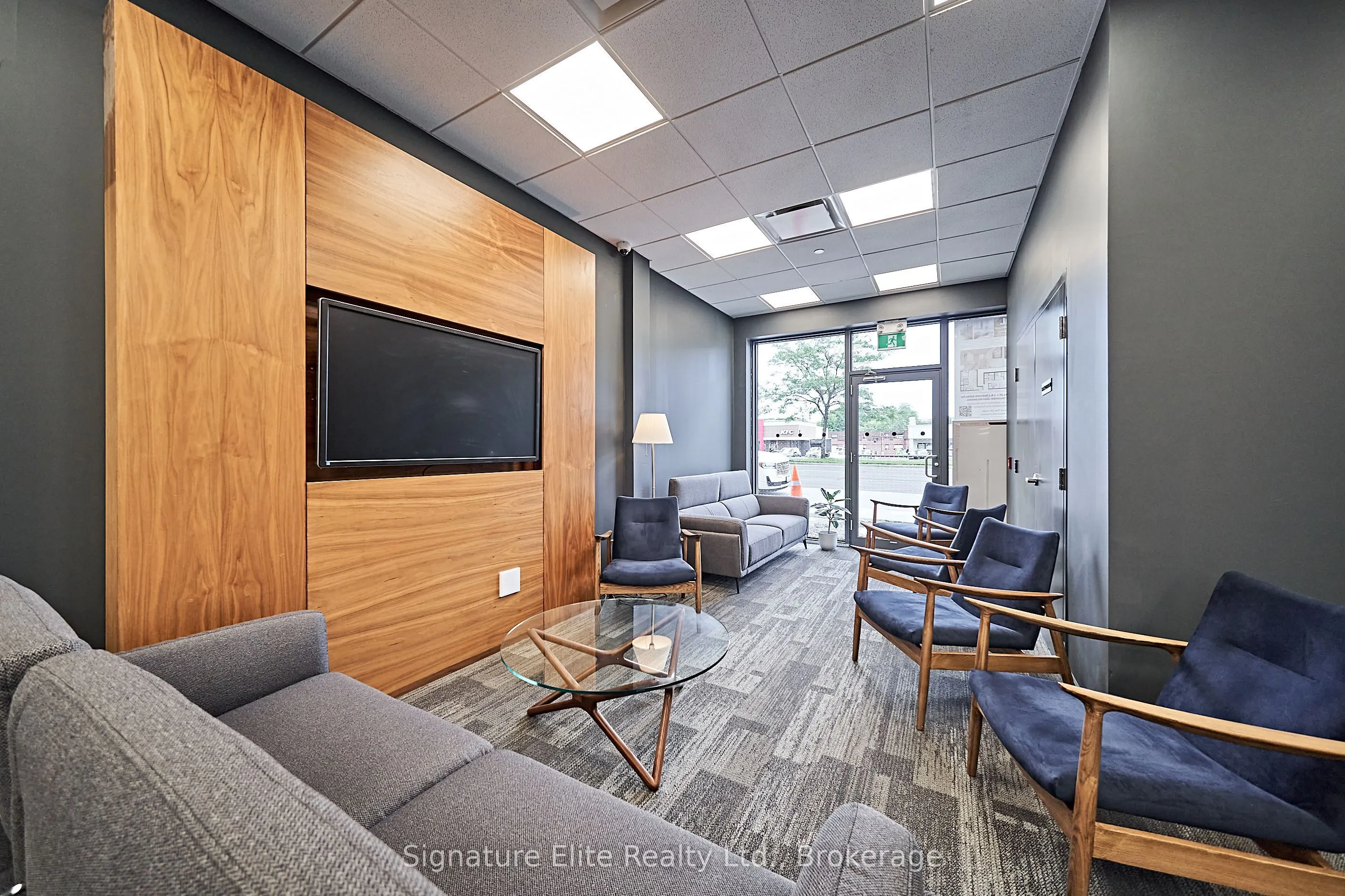2382 Kingston Road, #202