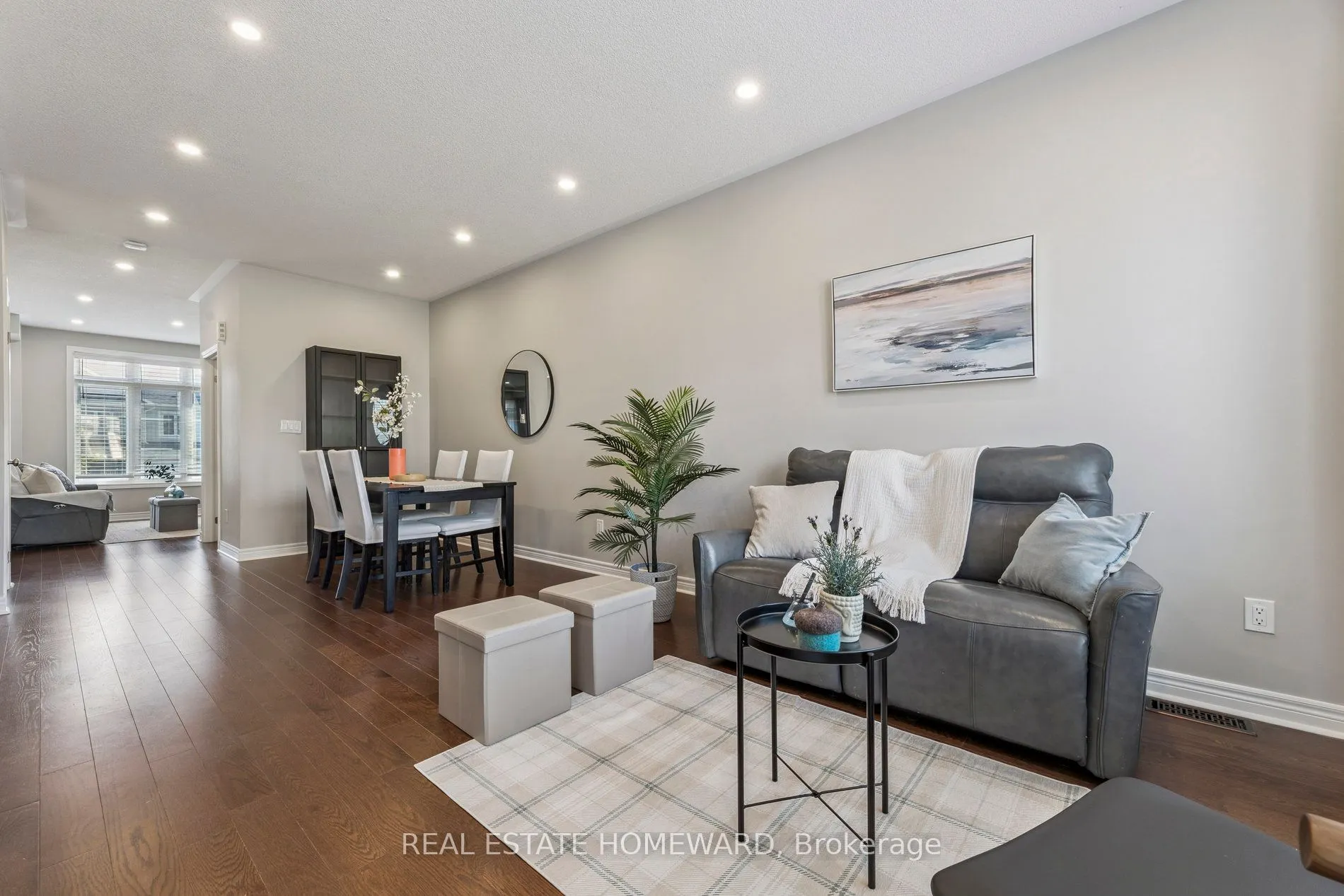 2612 Cerise Manor