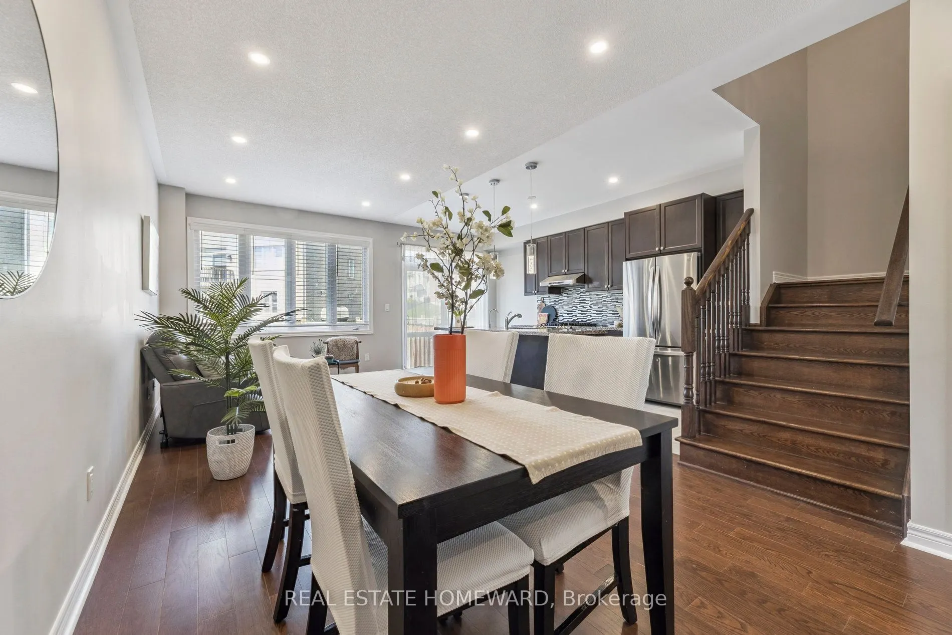2612 Cerise Manor