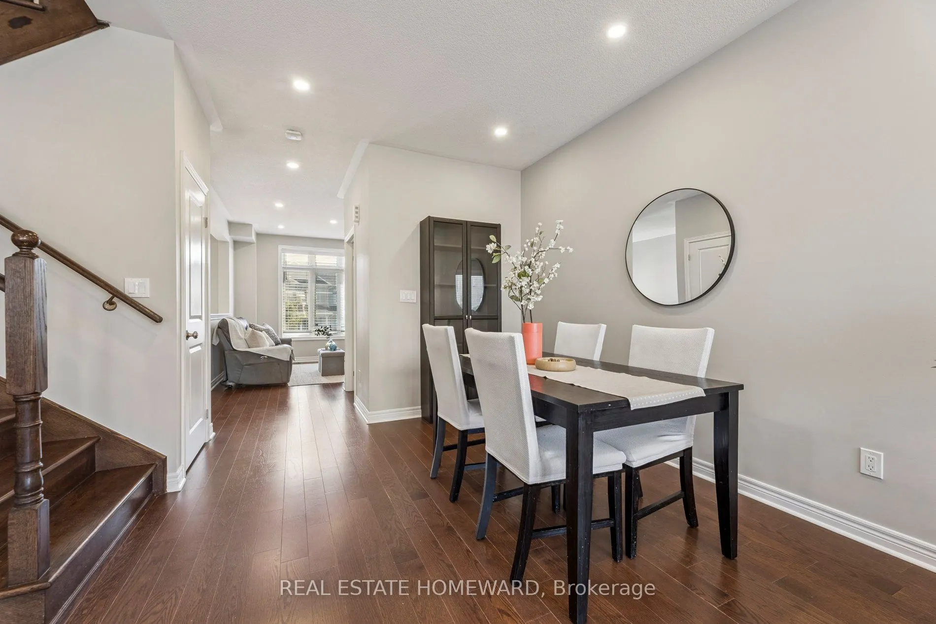 2612 Cerise Manor