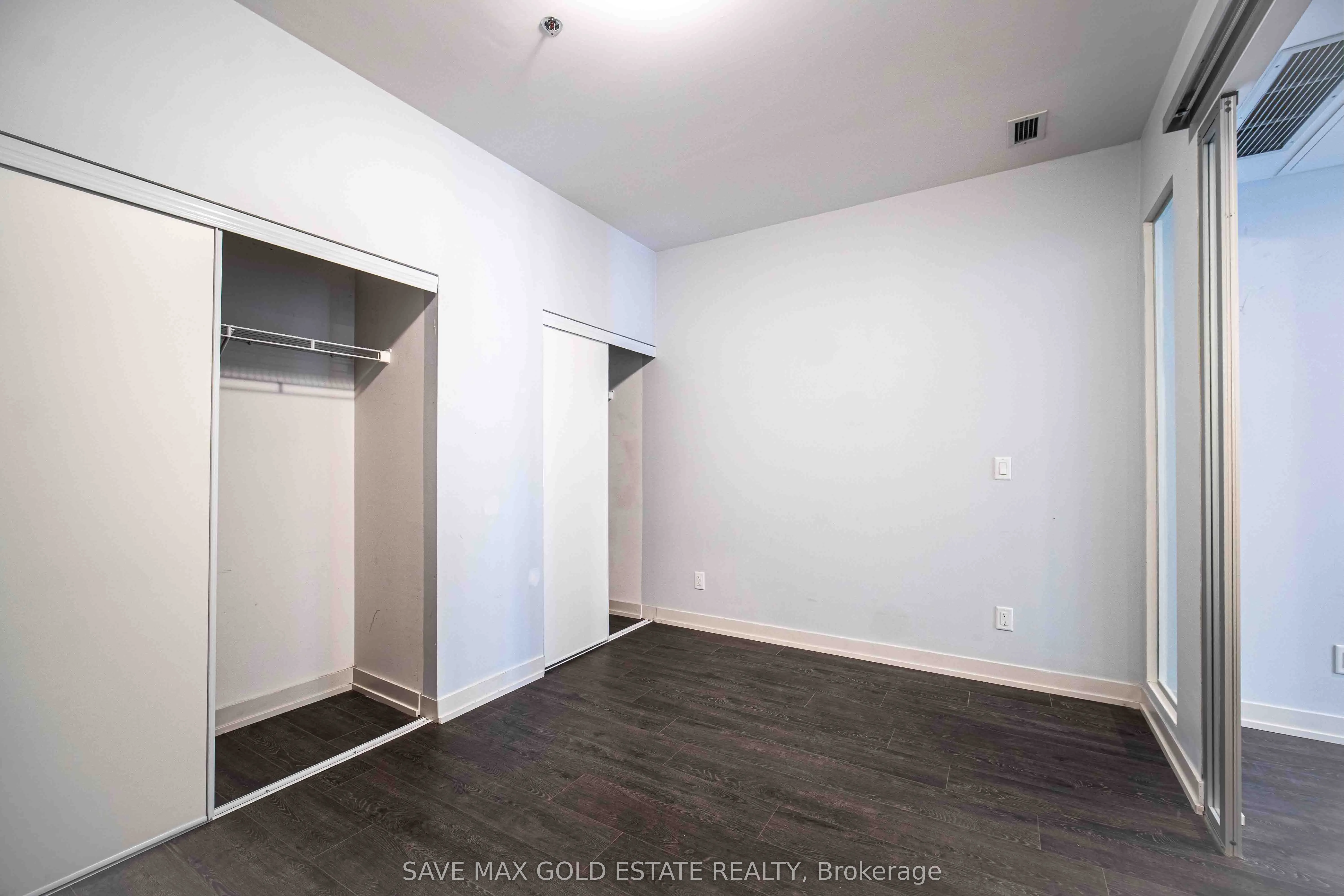 104 Glen Everest Road, #107