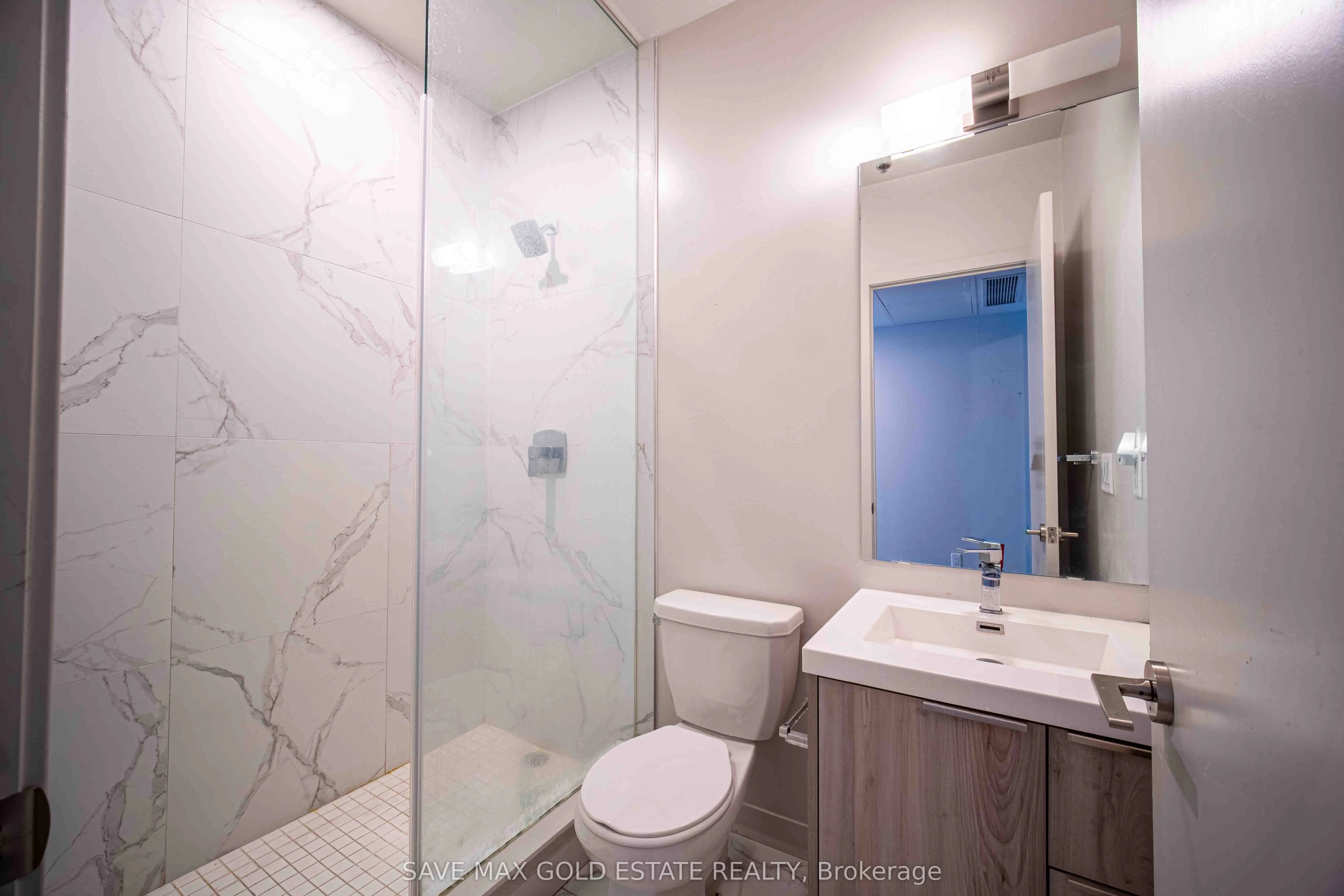 104 Glen Everest Road, #107