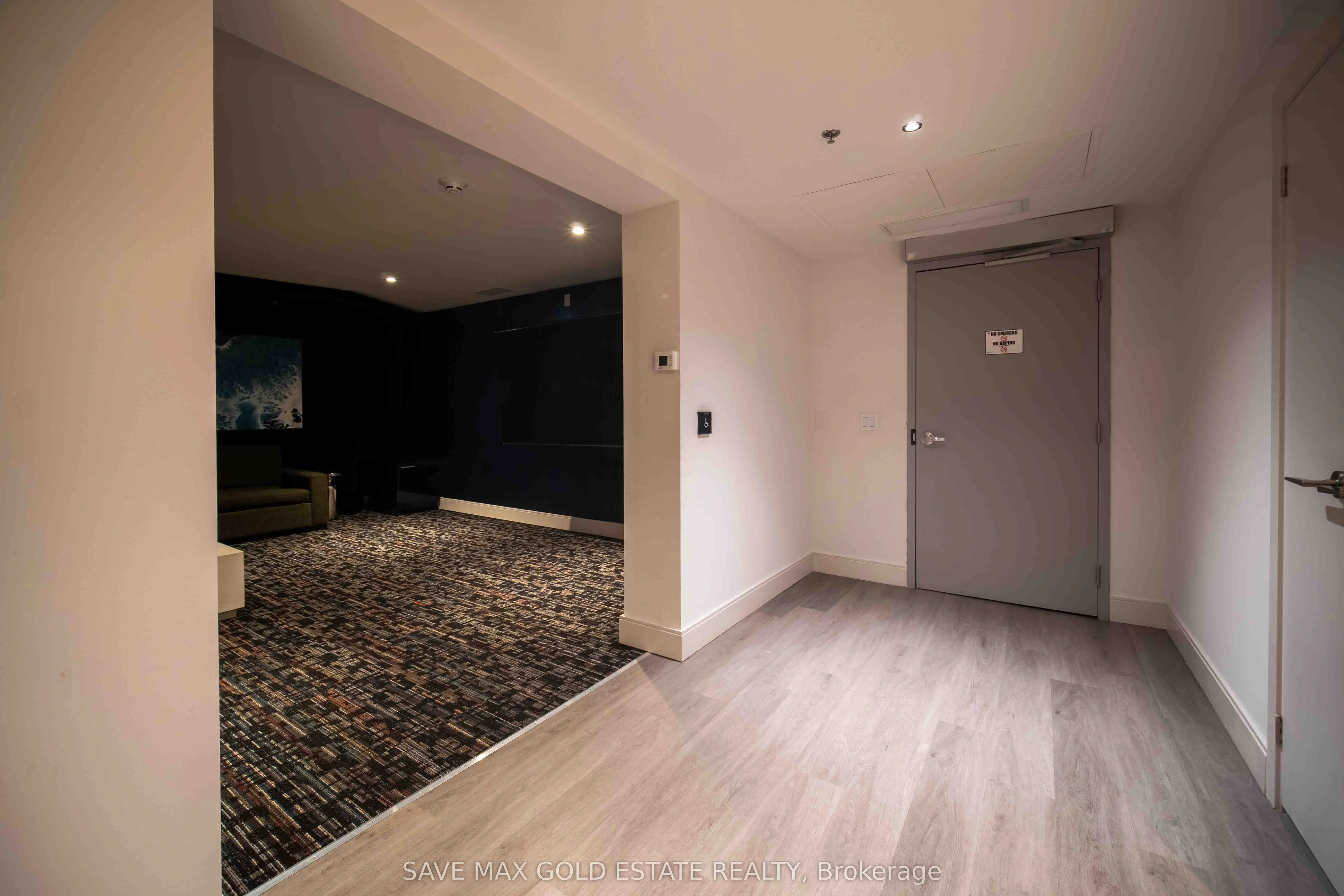 104 Glen Everest Road, #107
