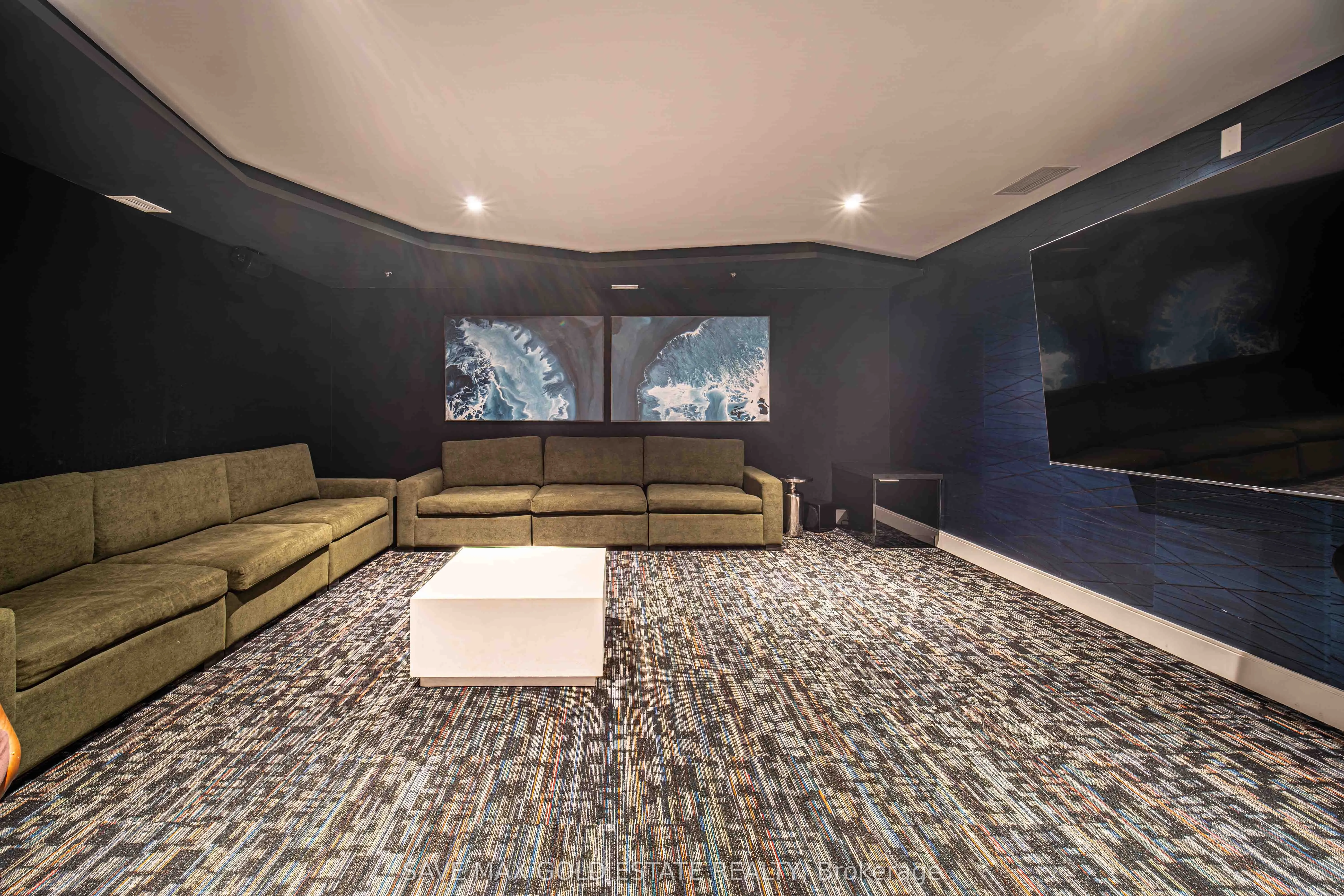 104 Glen Everest Road, #107