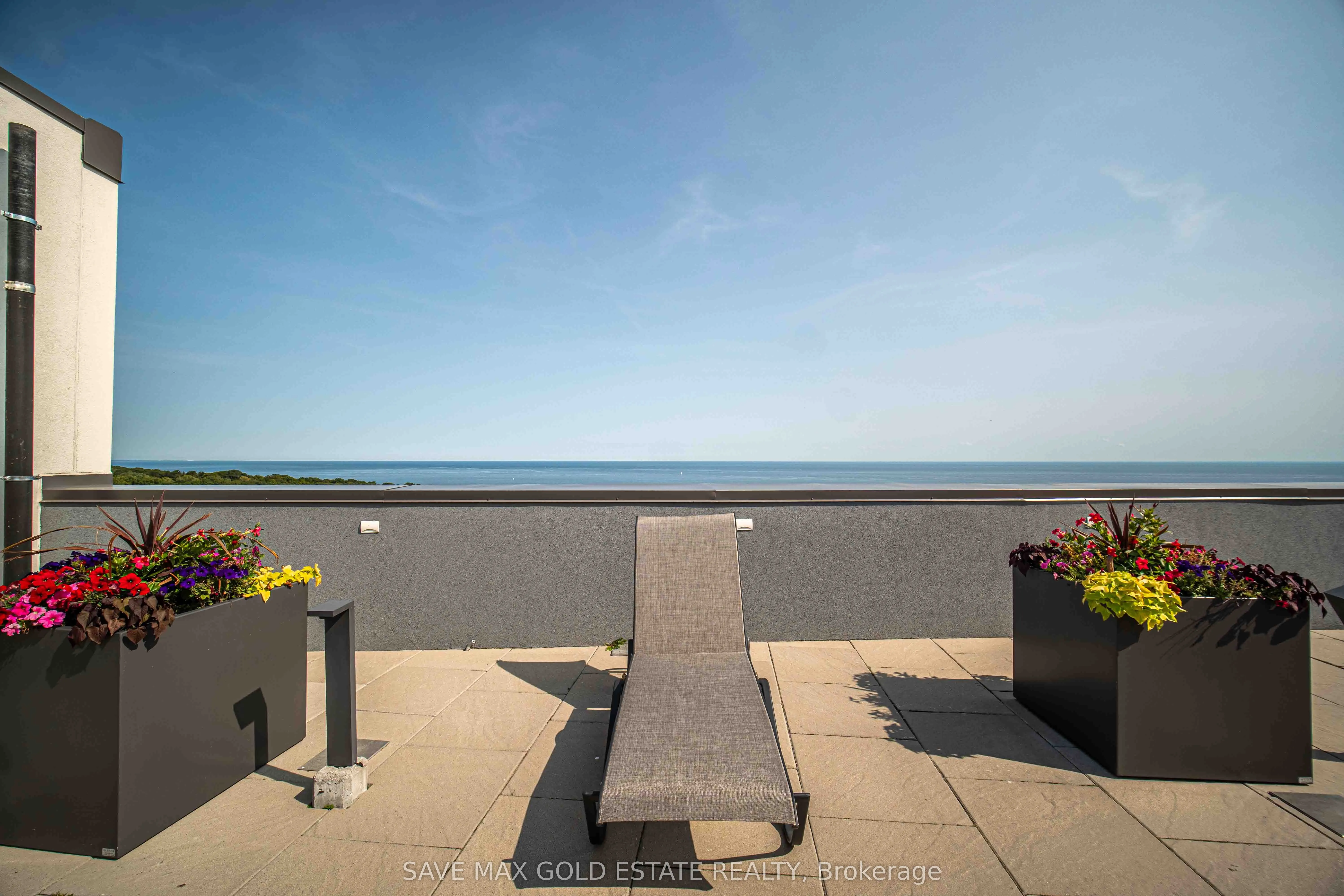 104 Glen Everest Road, #107