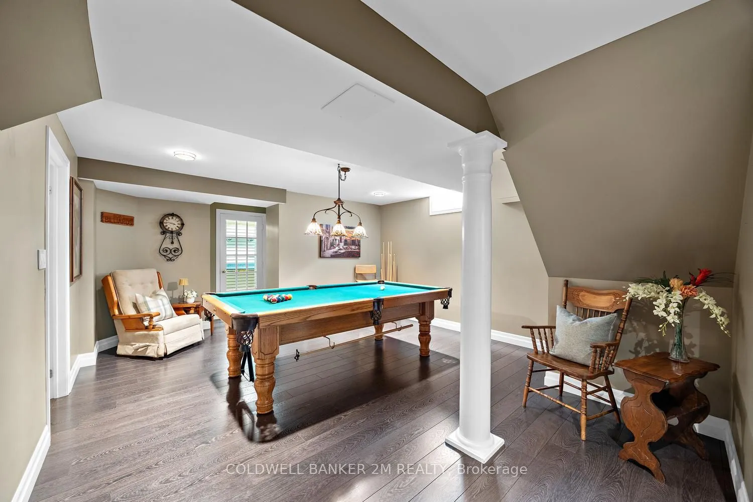 348 Ryerson Crescent