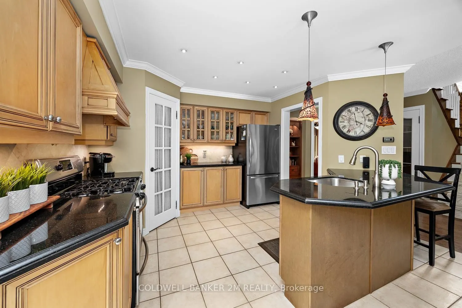 348 Ryerson Crescent
