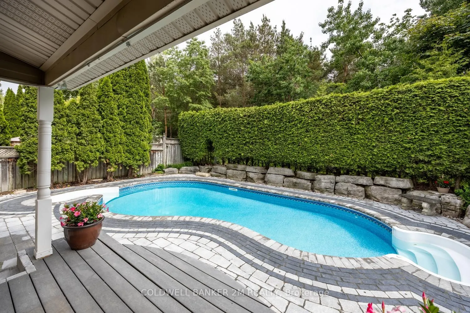 348 Ryerson Crescent