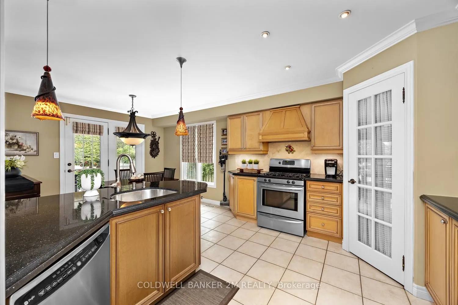 348 Ryerson Crescent