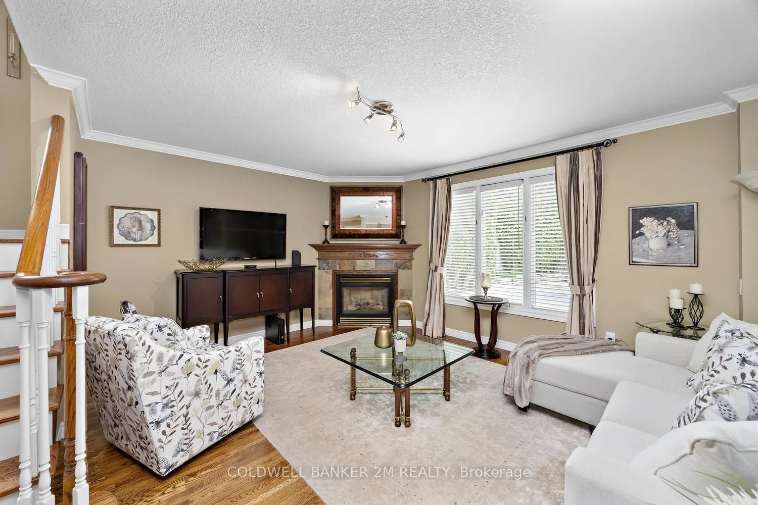 348 Ryerson Crescent