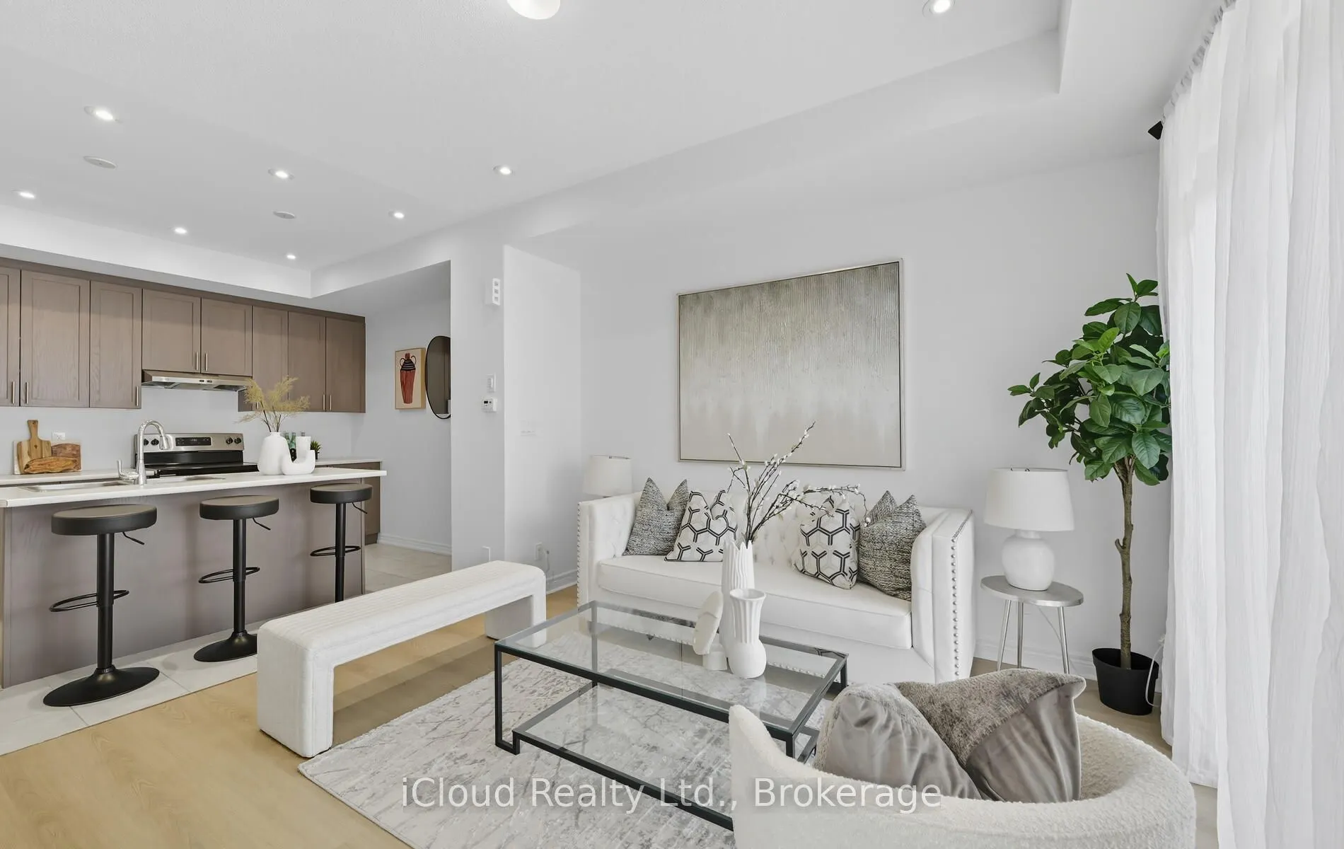 1117 Lockie Drive