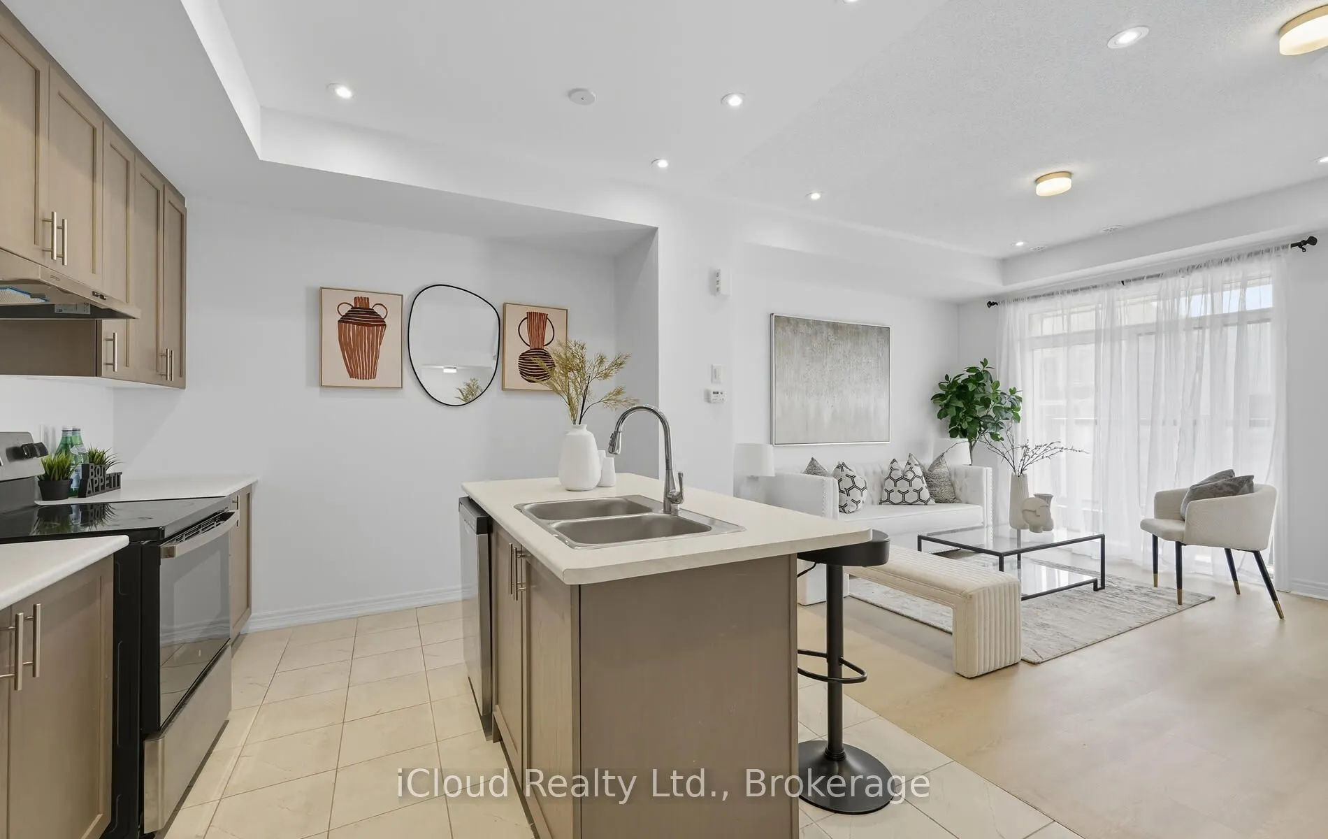 1117 Lockie Drive