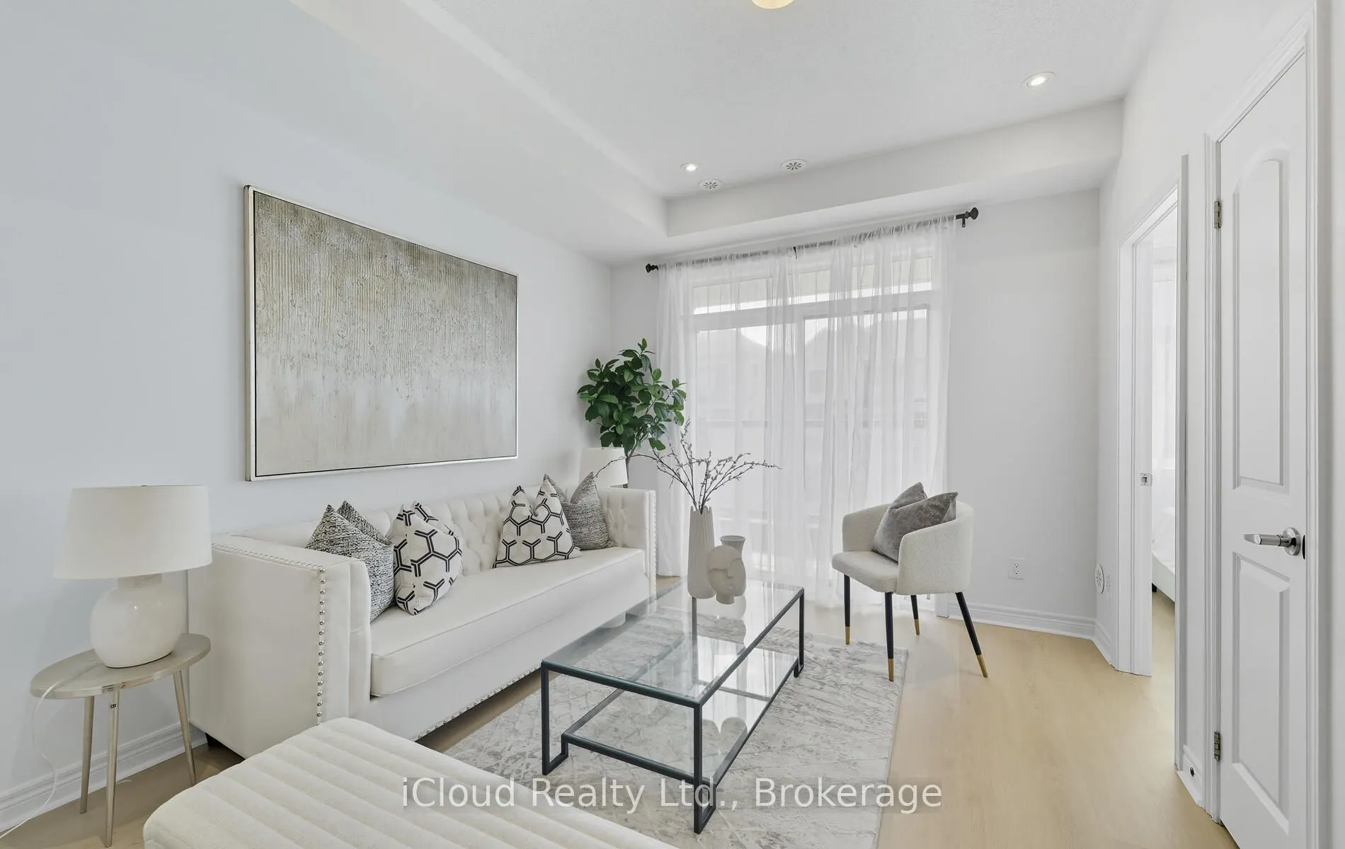 1117 Lockie Drive