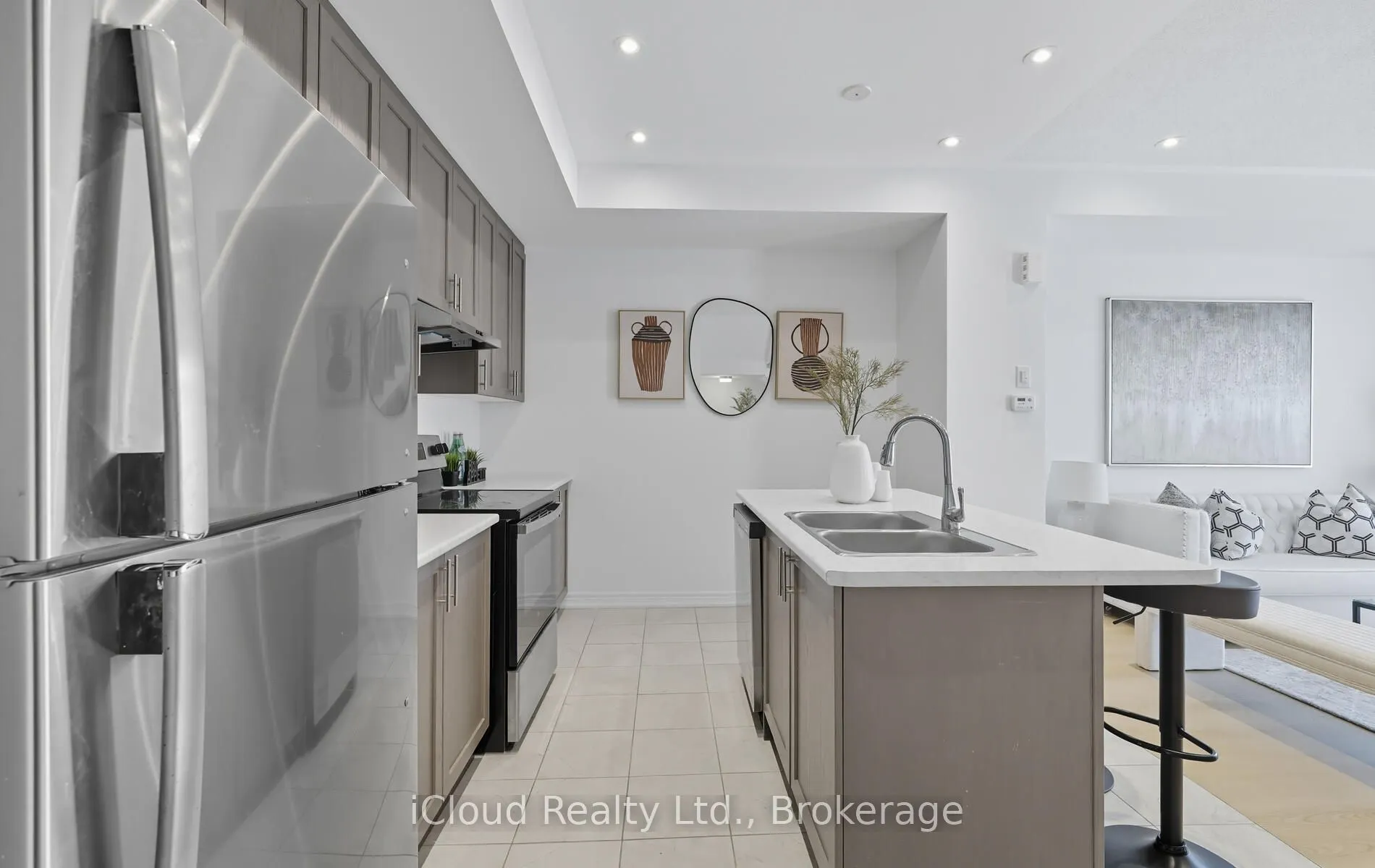 1117 Lockie Drive