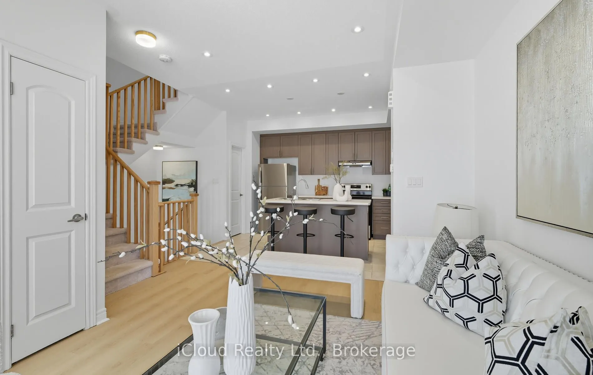 1117 Lockie Drive