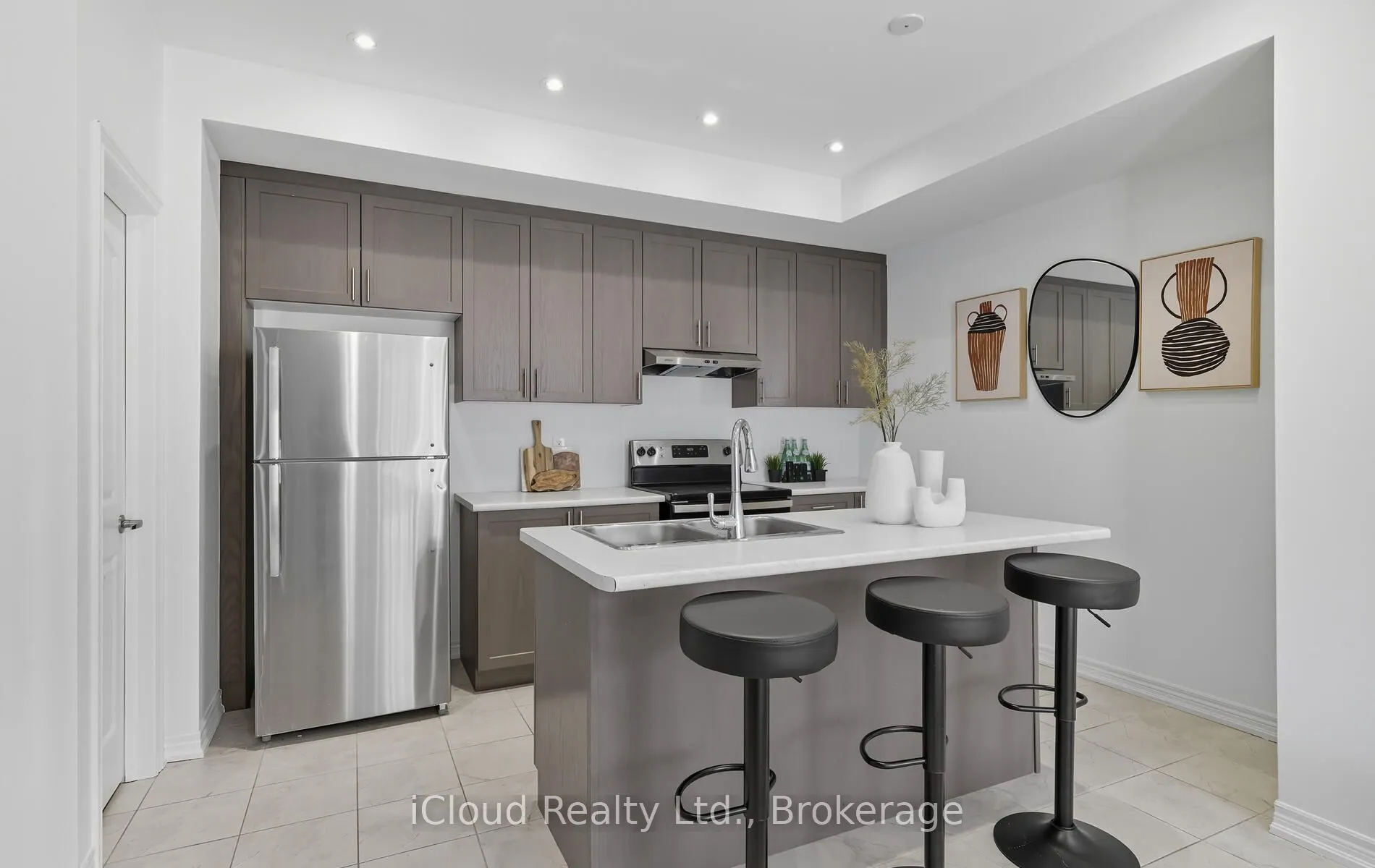 1117 Lockie Drive