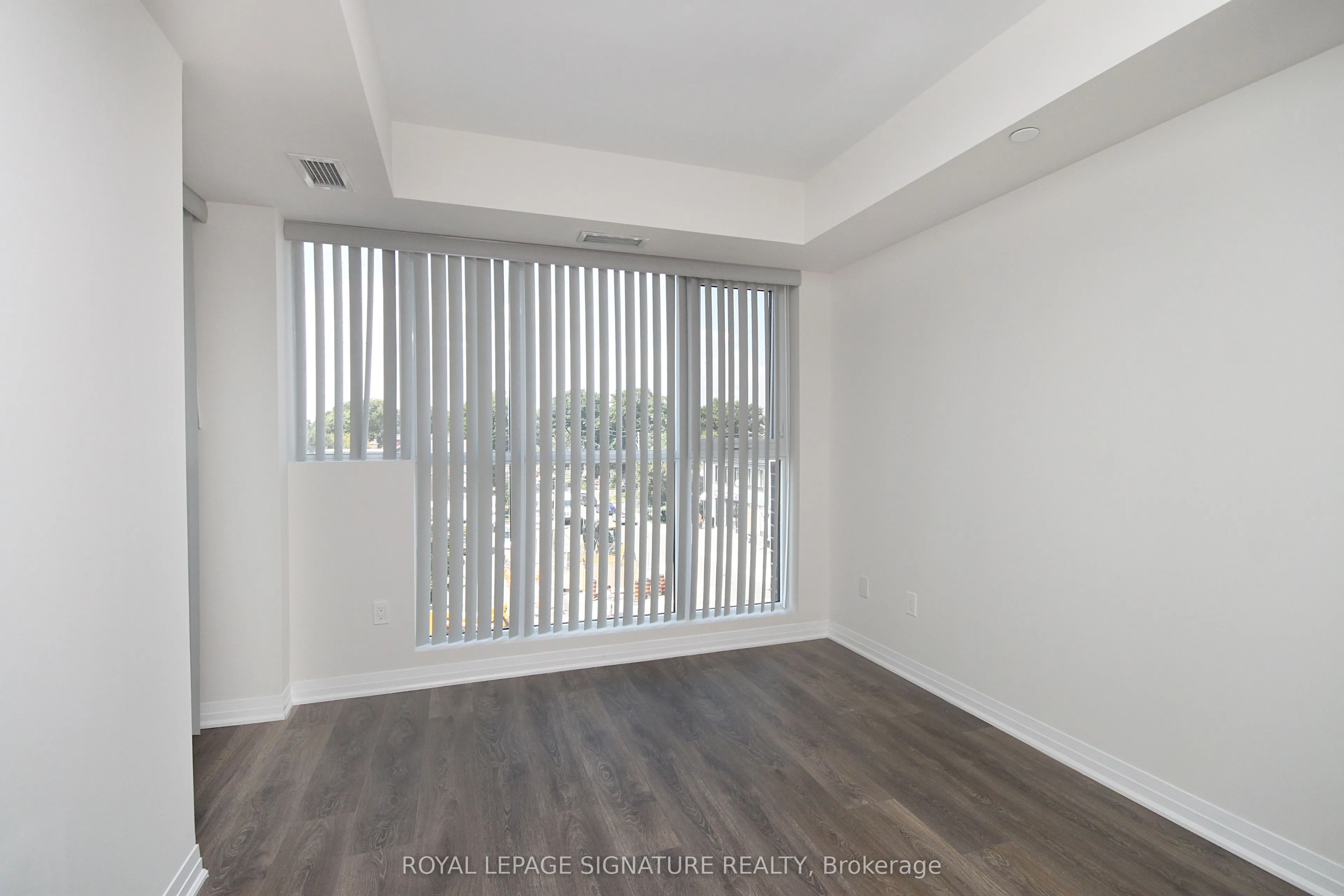 2301 Danforth Avenue, #325