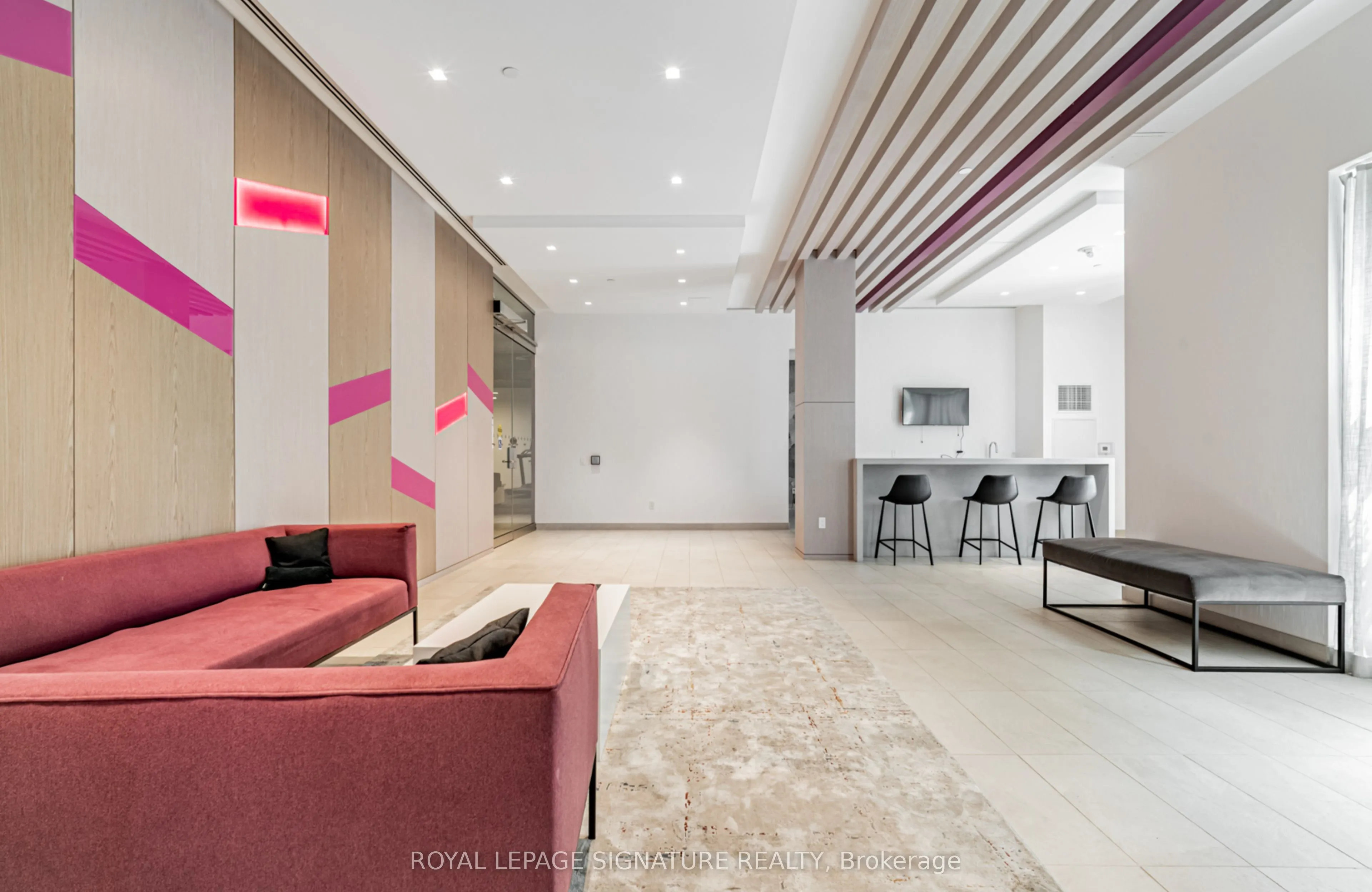 2301 Danforth Avenue, #325