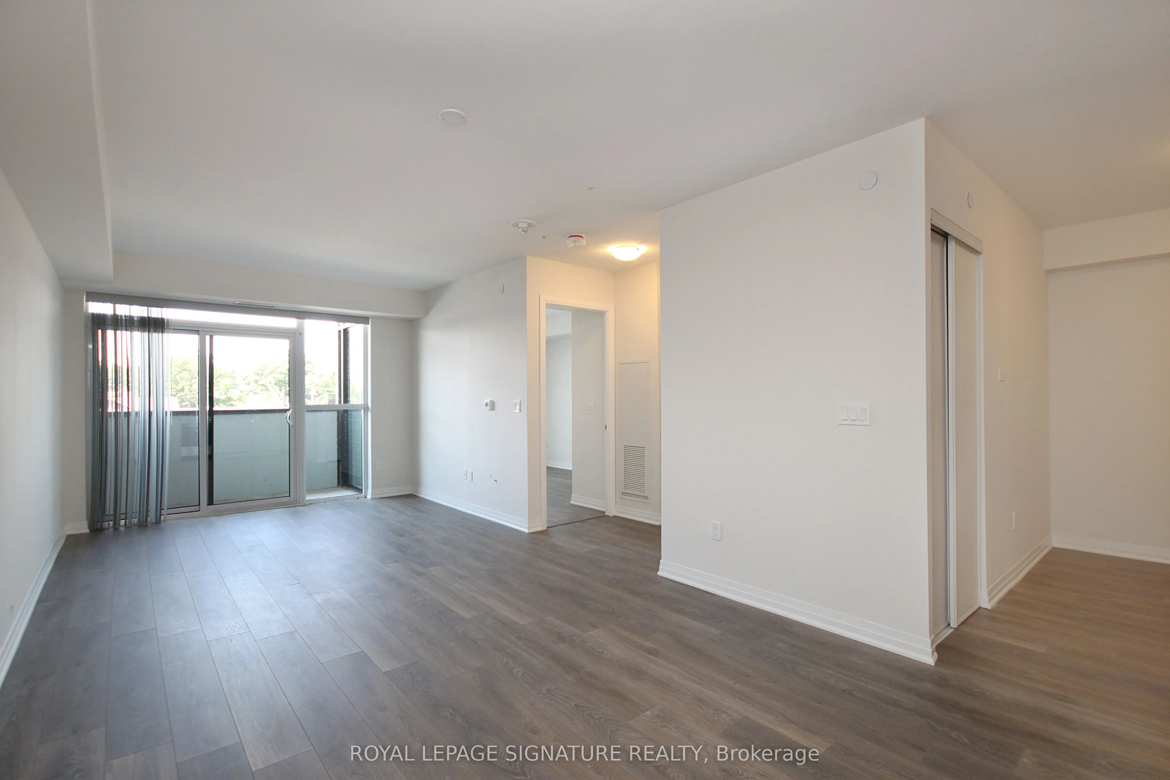 2301 Danforth Avenue, #325
