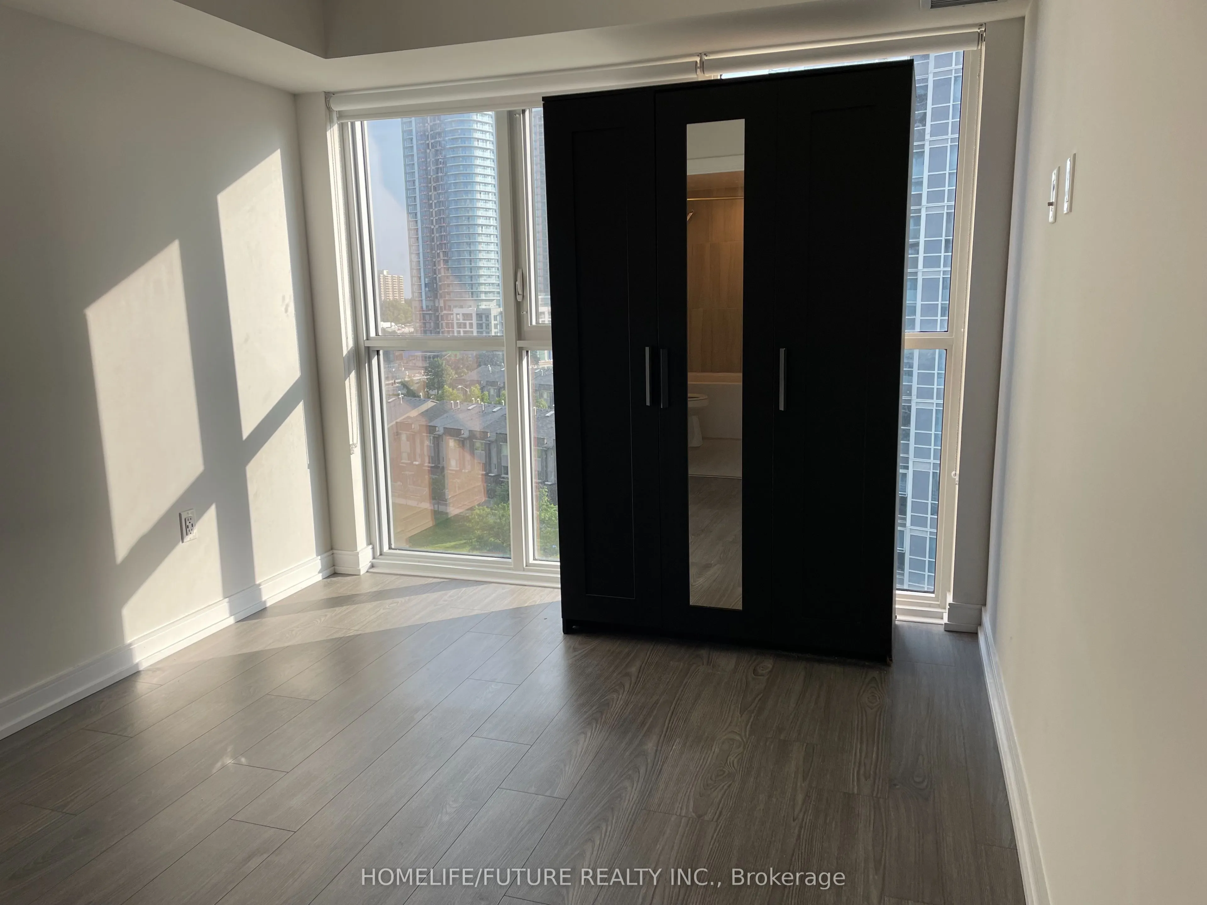 225 Village Green Square, #903
