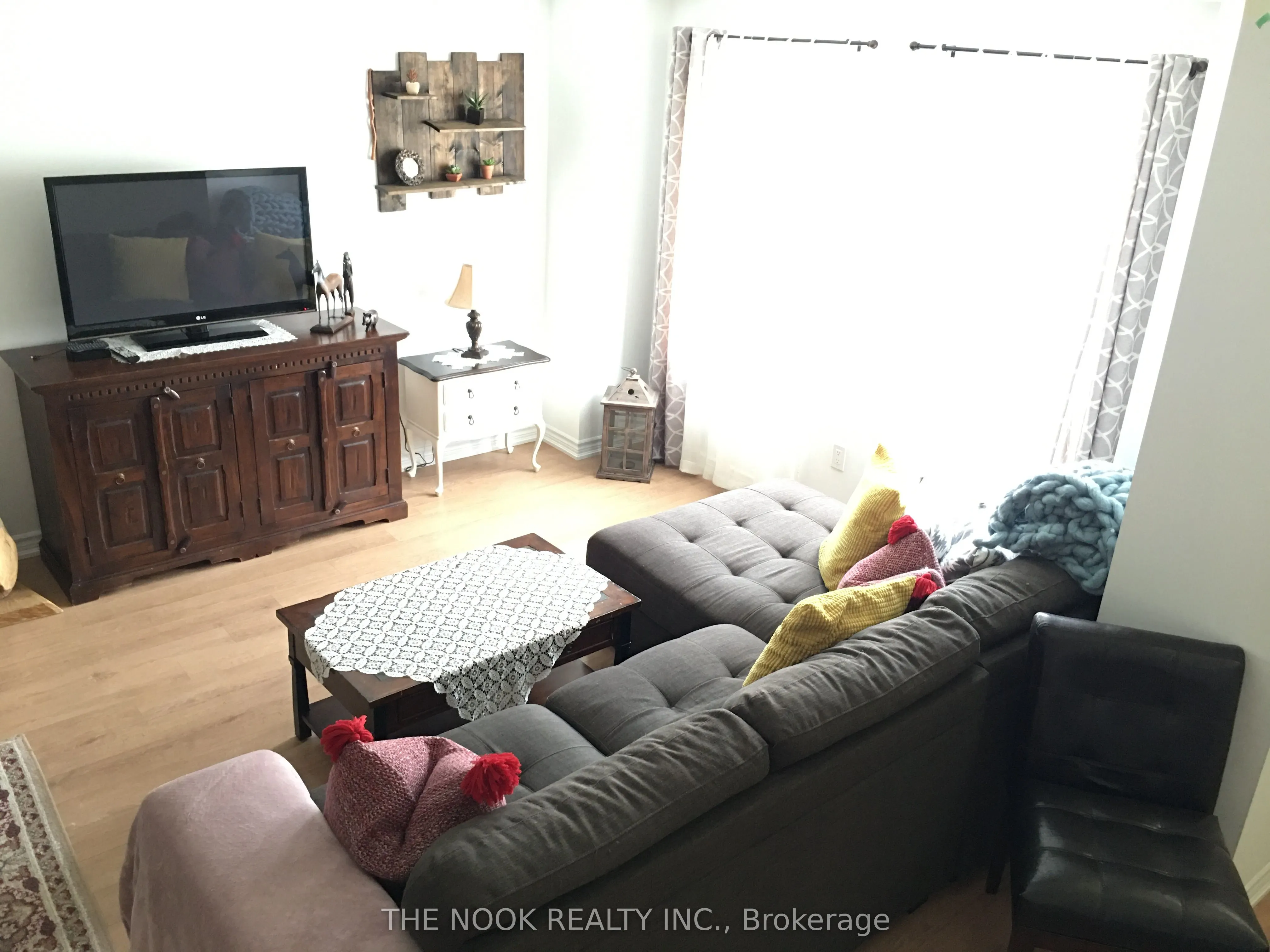 1020 Dunsley Way, #11