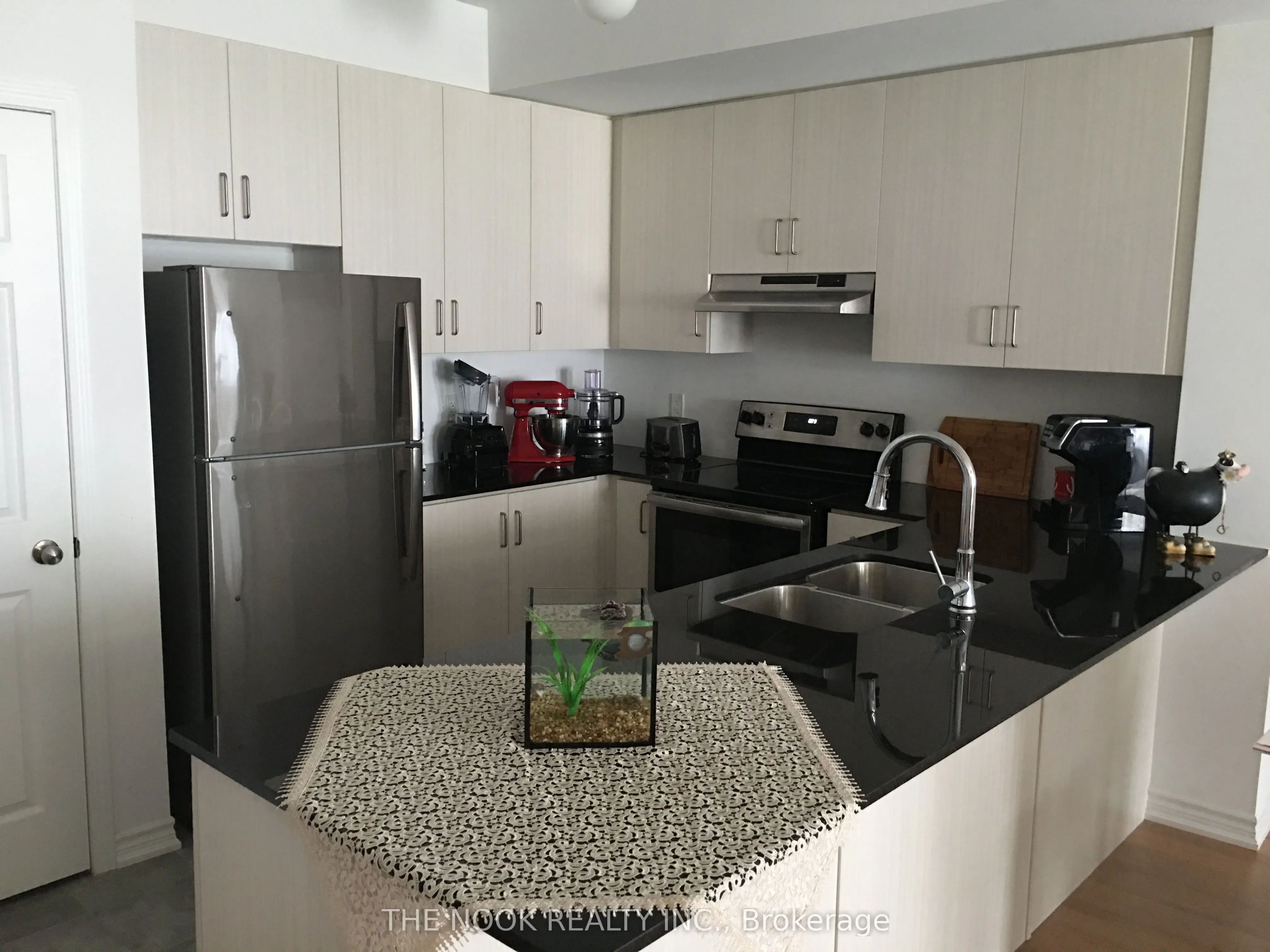 1020 Dunsley Way, #11