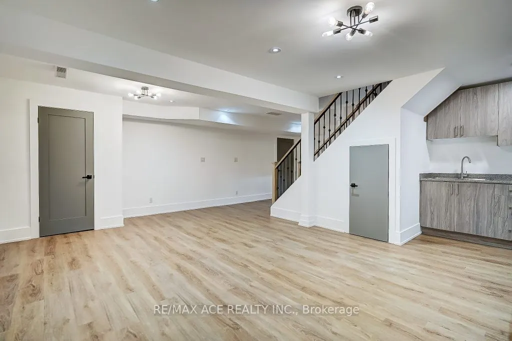73 Inniswood Drive