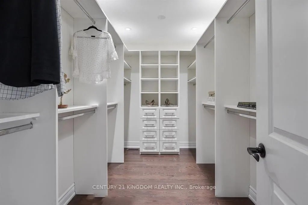 1219 Cactus Crescent