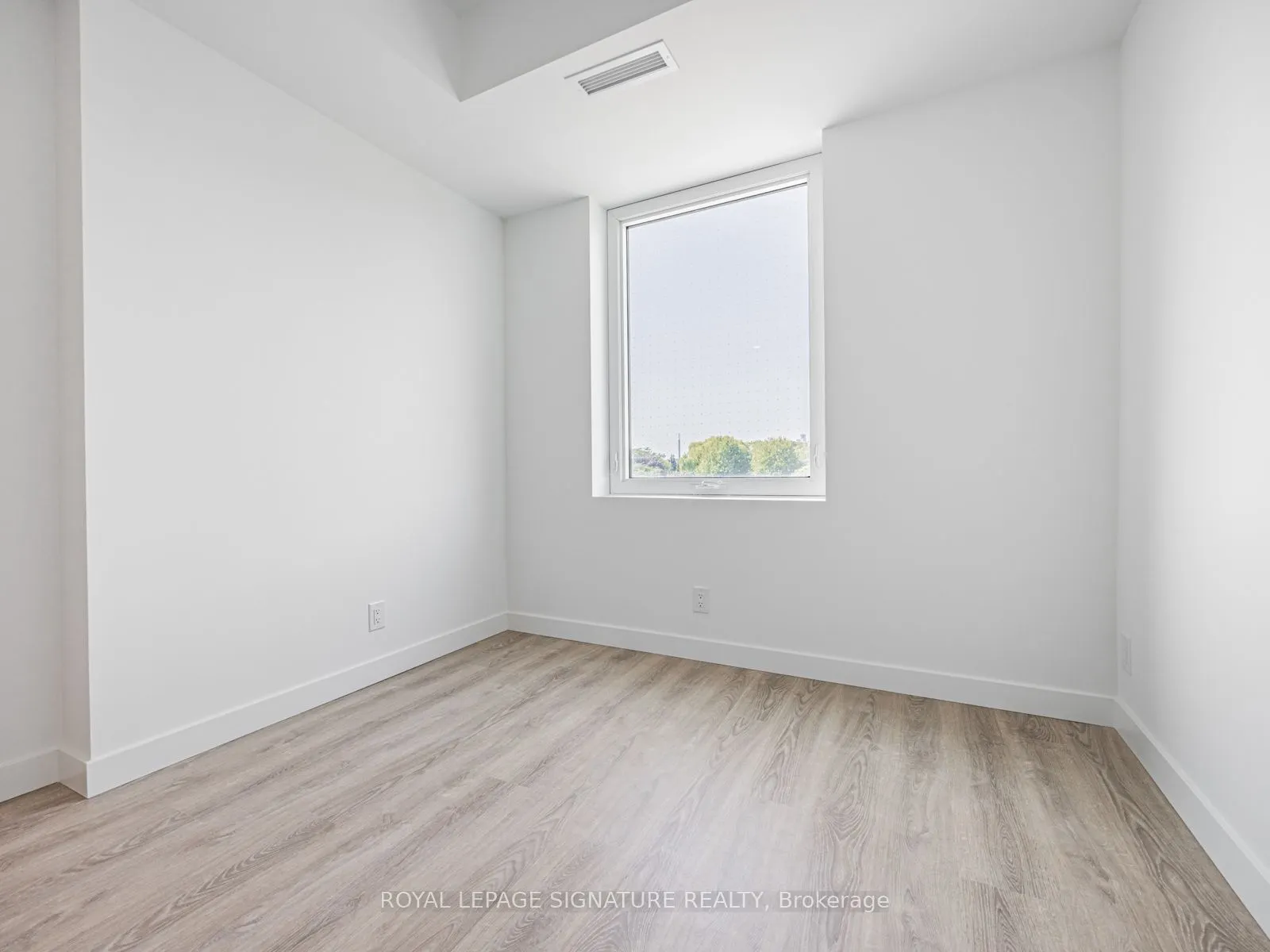 1050 Eastern Avenue, #416