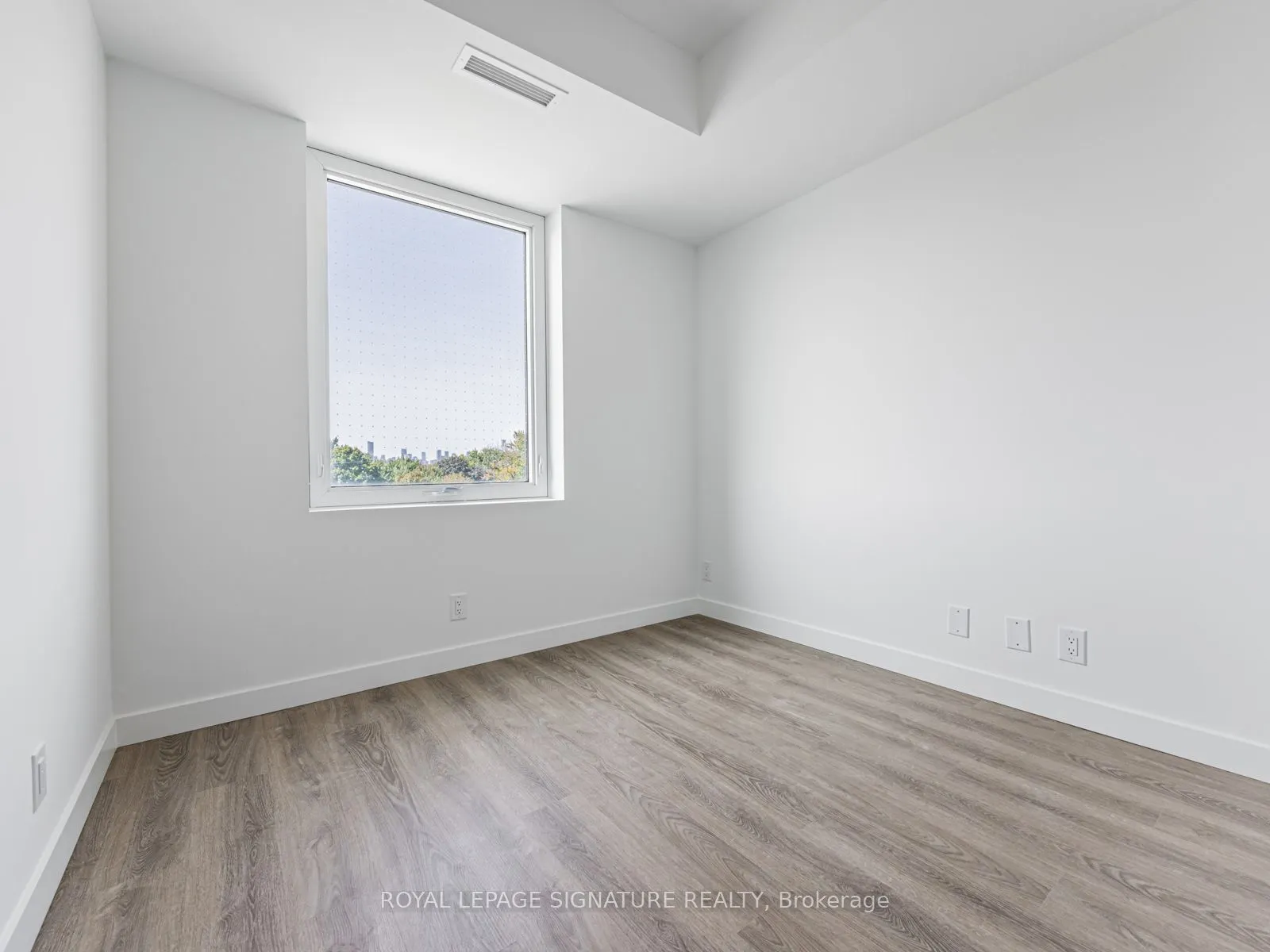1050 Eastern Avenue, #416