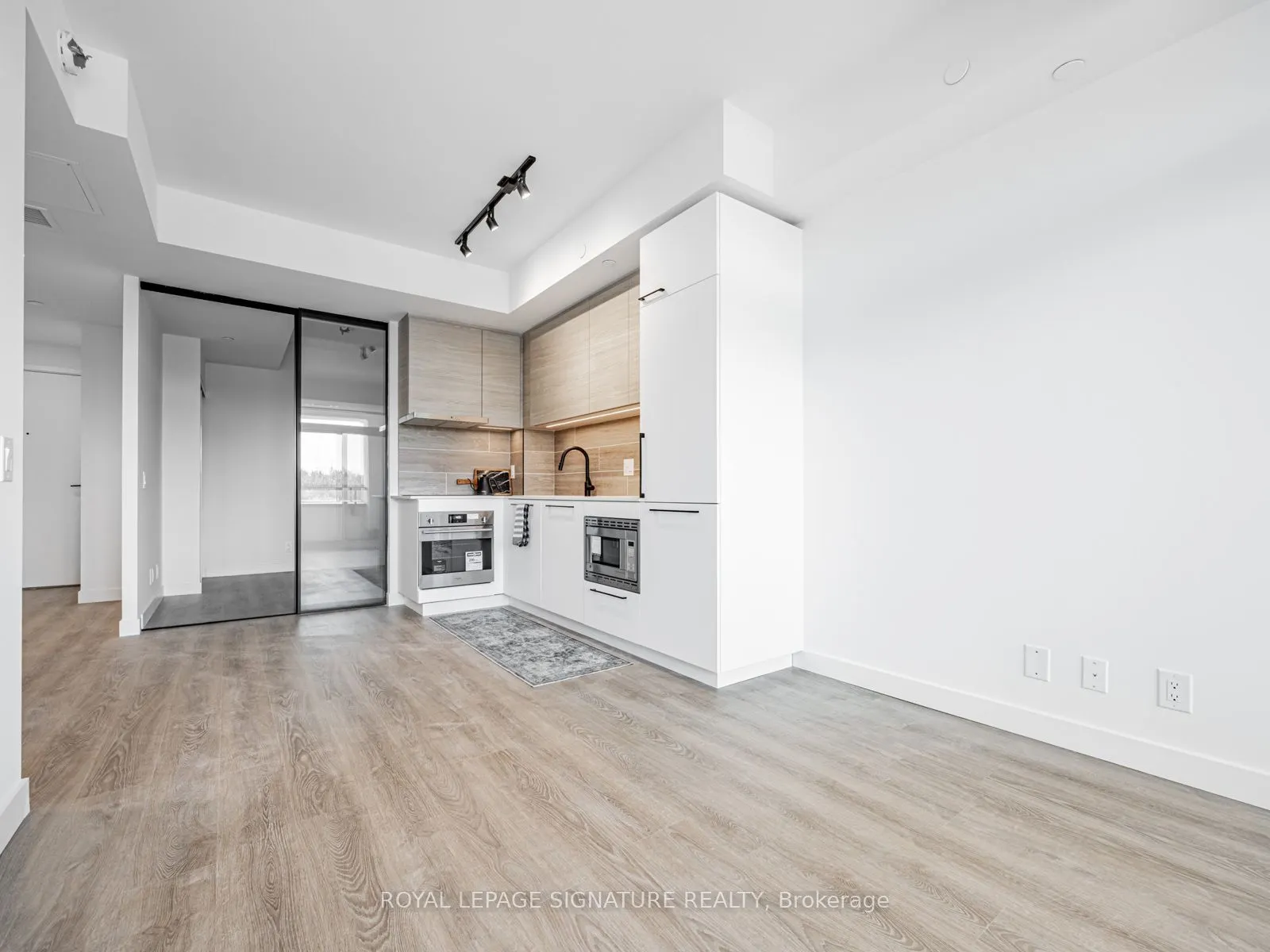1050 Eastern Avenue, #416