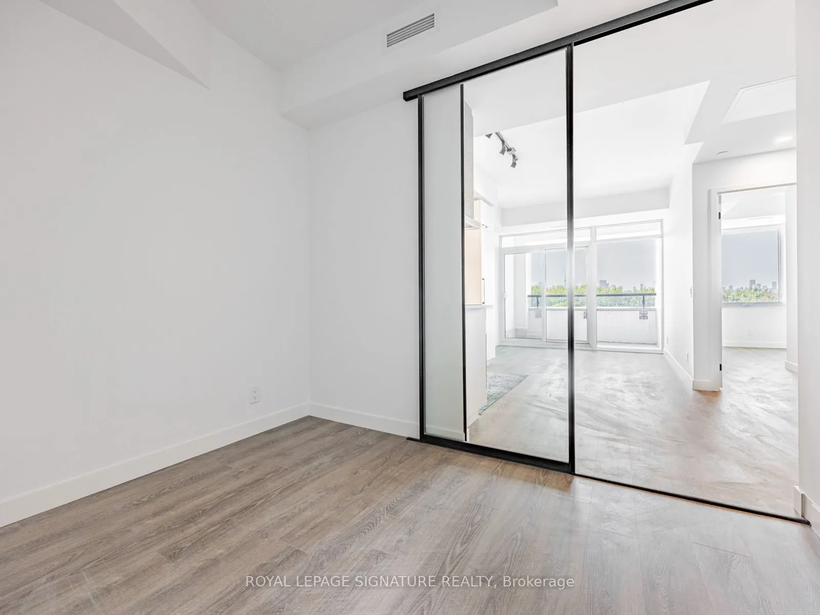 1050 Eastern Avenue, #416